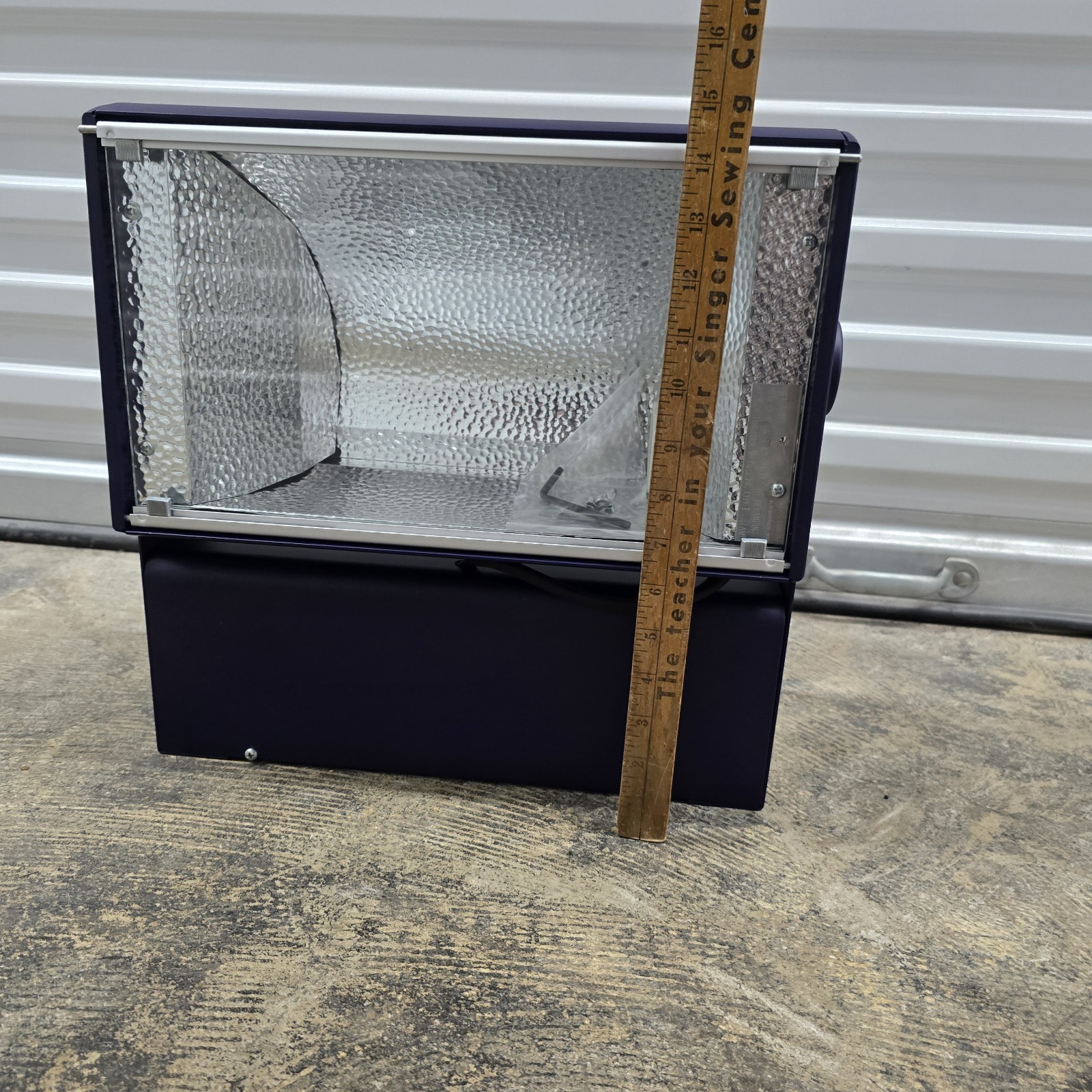 Vintage Insight Lighting Taos TS900 Wall Mount Luminary Commercial NOS 400W