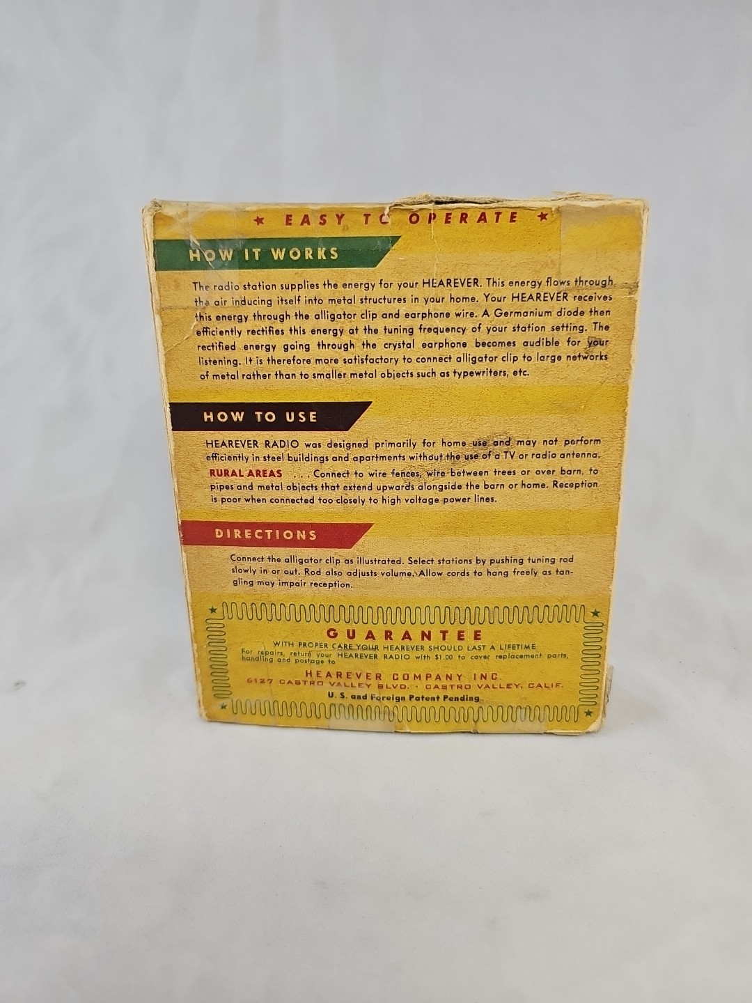 1950s HEAREVER ROCKET SHIP CRYSTAL RADIO with ORIGINAL Box