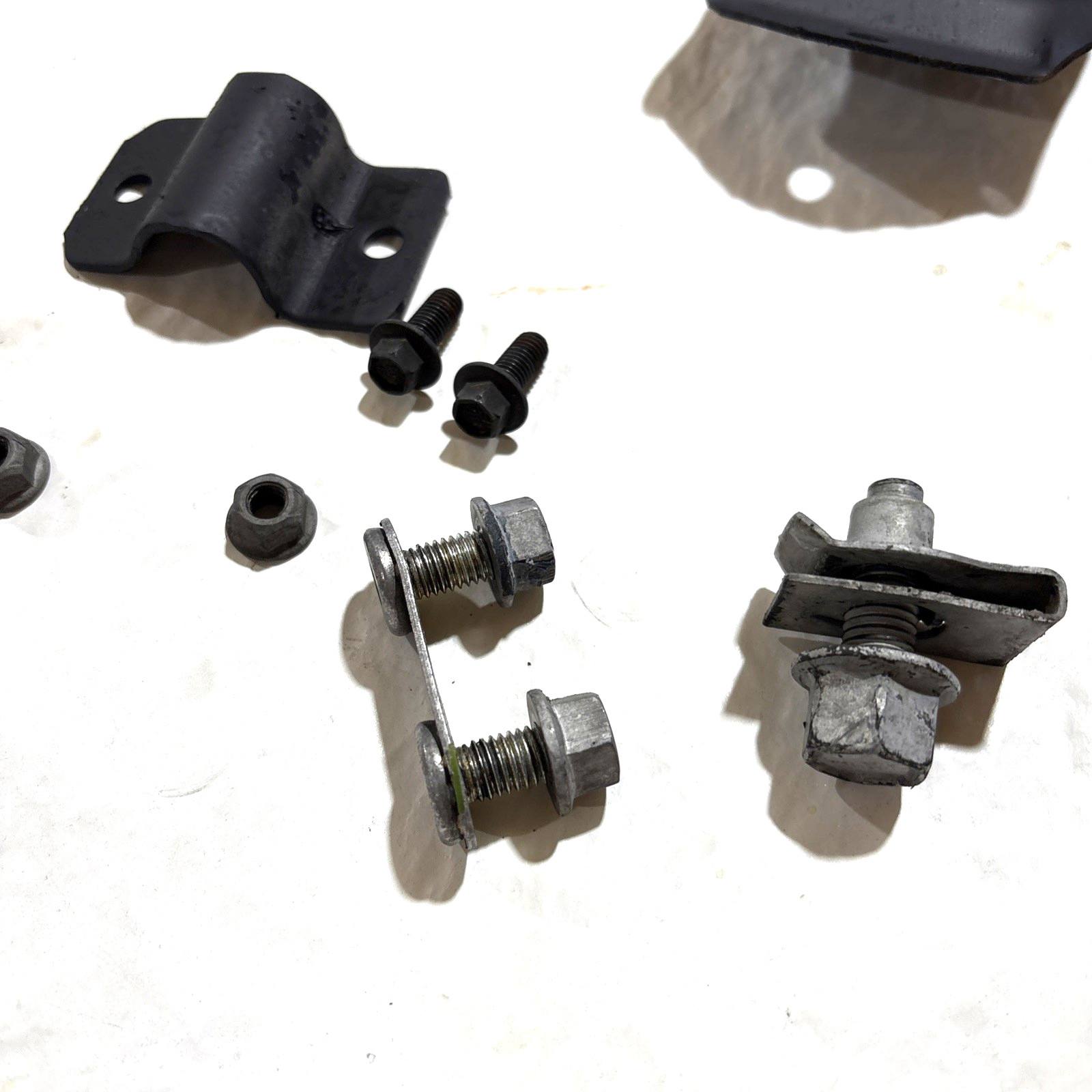 1983-1997 Ford Ranger spare tire carrier (original) Mazda B-Series