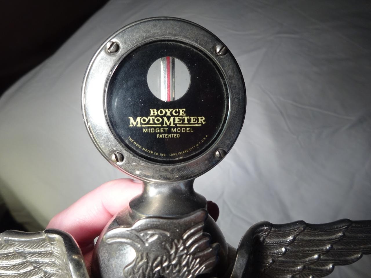 ANTIQUE WINGED EAGLE BOYCE MOTO-METER RADIATOR CAP HOOD ORNAMENT Minty