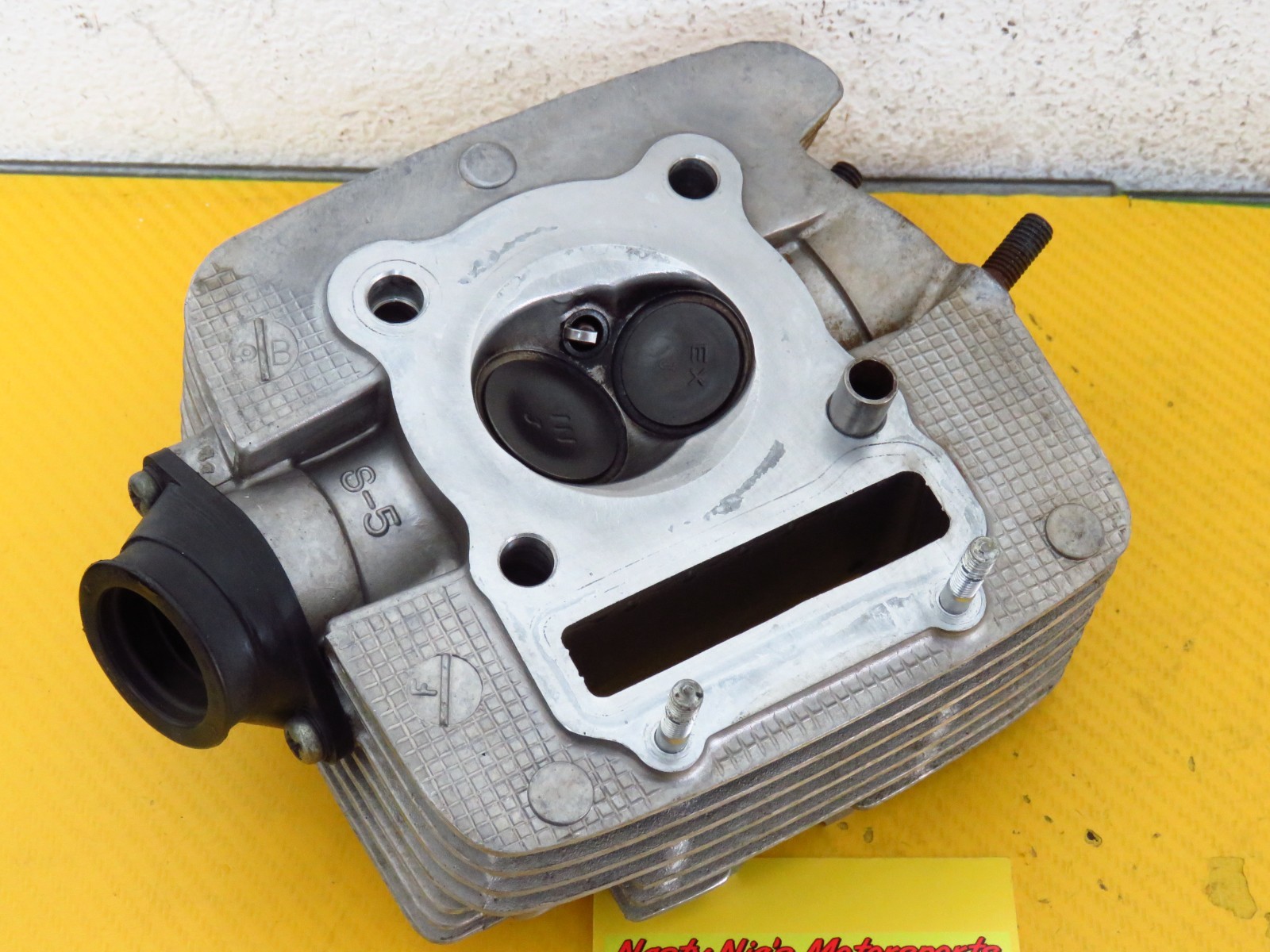 1983 SUZUKI LT125 OEM VALVE HEAD valves cylinder head GOOD SHAPE