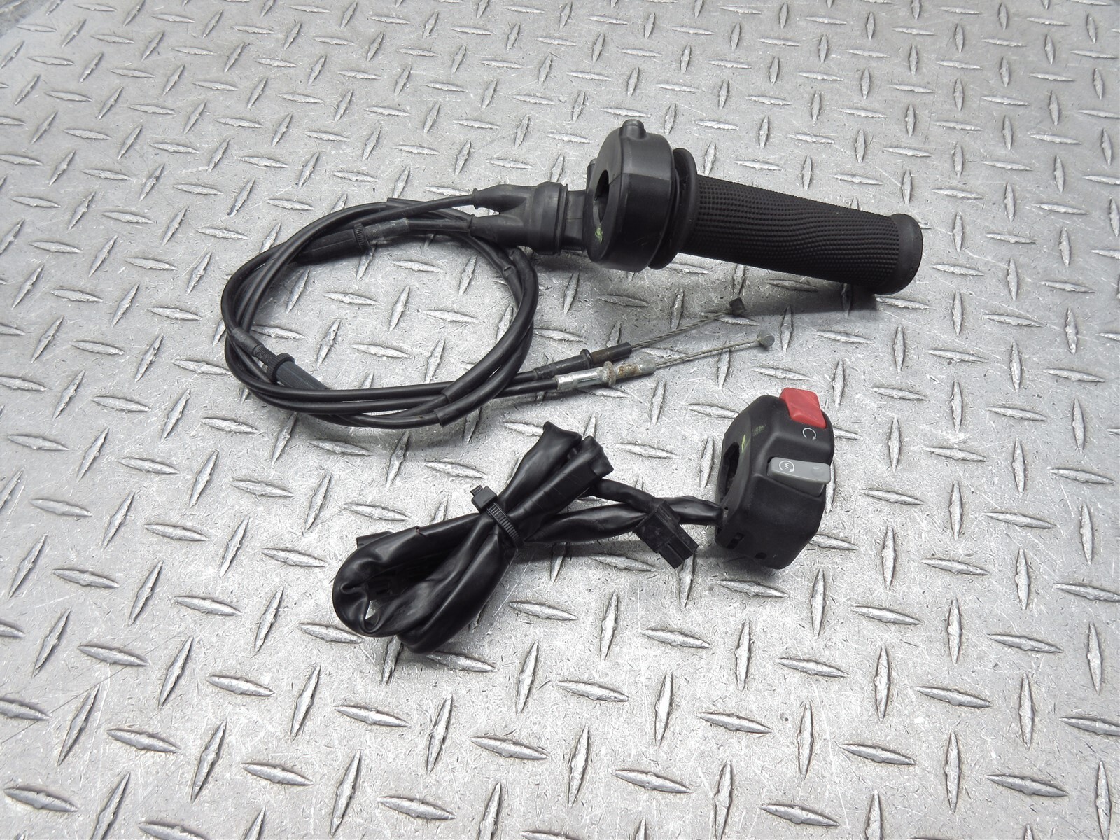 2013 13-16 Kawasaki ZX636 ZX6R Ninja 636 Right Switch Throttle Control Cable