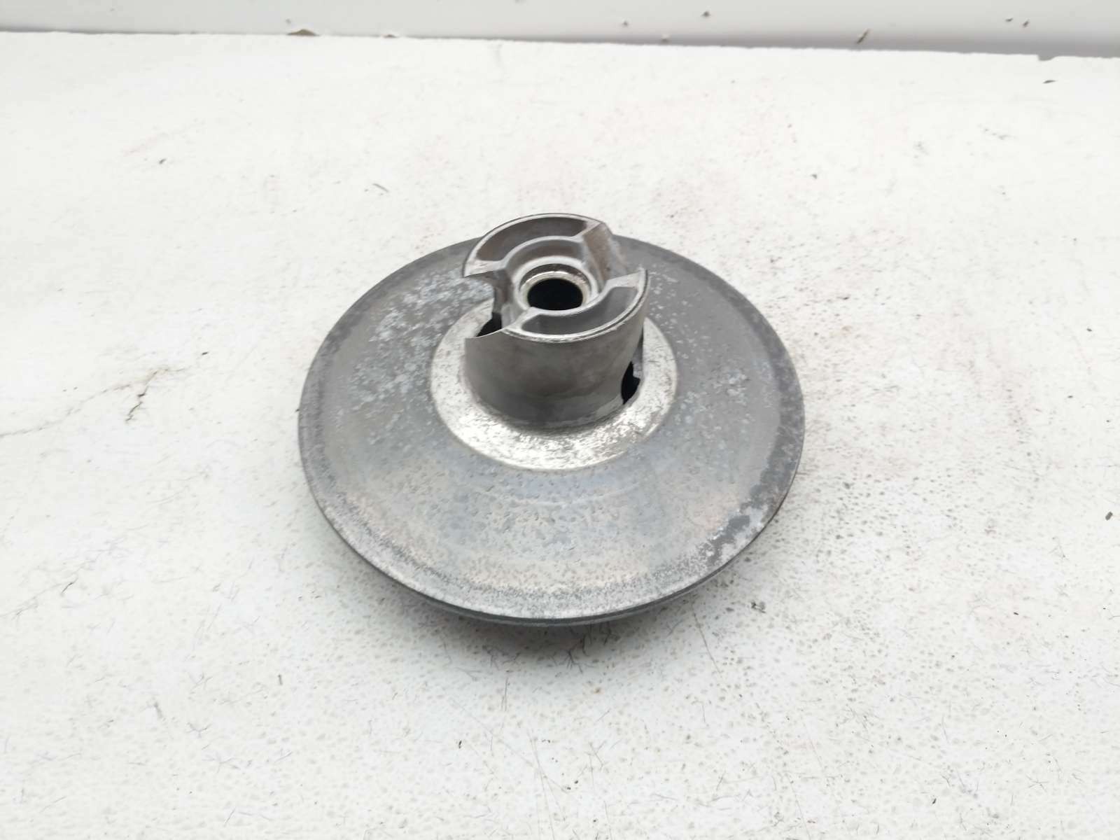 18 19 Polaris Ace 570 CVT Secondary Driven Clutch 240504