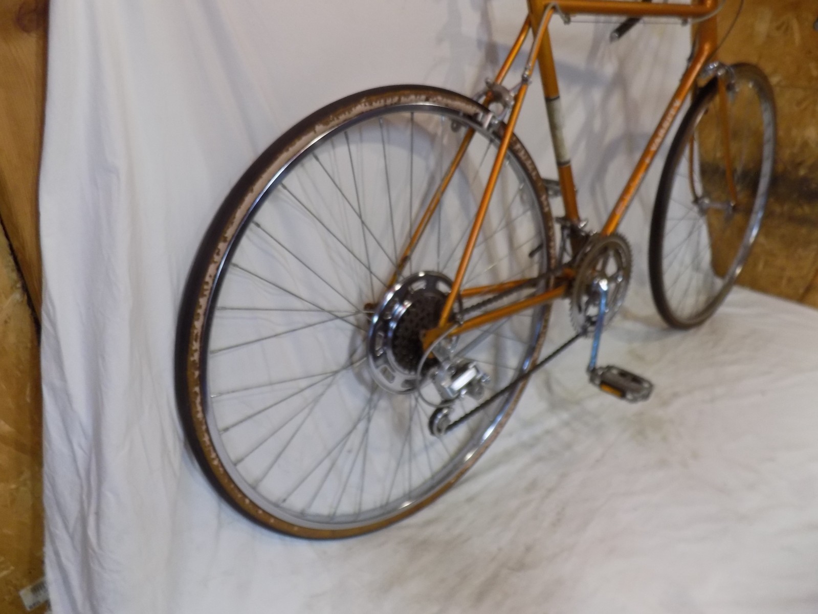 1967 SCHWINN VARSITY COPPERTONE GOLD MENS 10-SPEED ROAD BIKE SPRINT CONTINENTAL!
