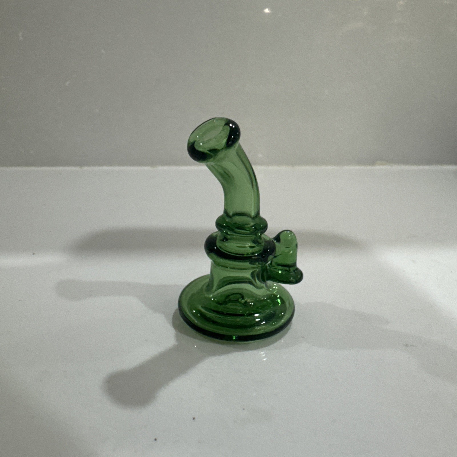 Glass Airflow Directional Carb Cap - Wide 25mm Mini Rig design Green