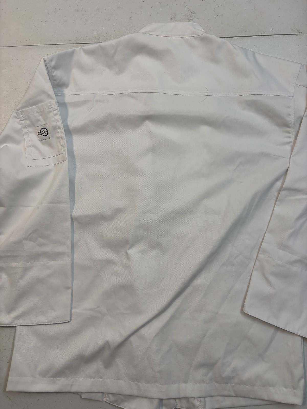 Mercer Culinary M62010WHL Renaissance Men's White Long Sleeve Chef Jacket Large