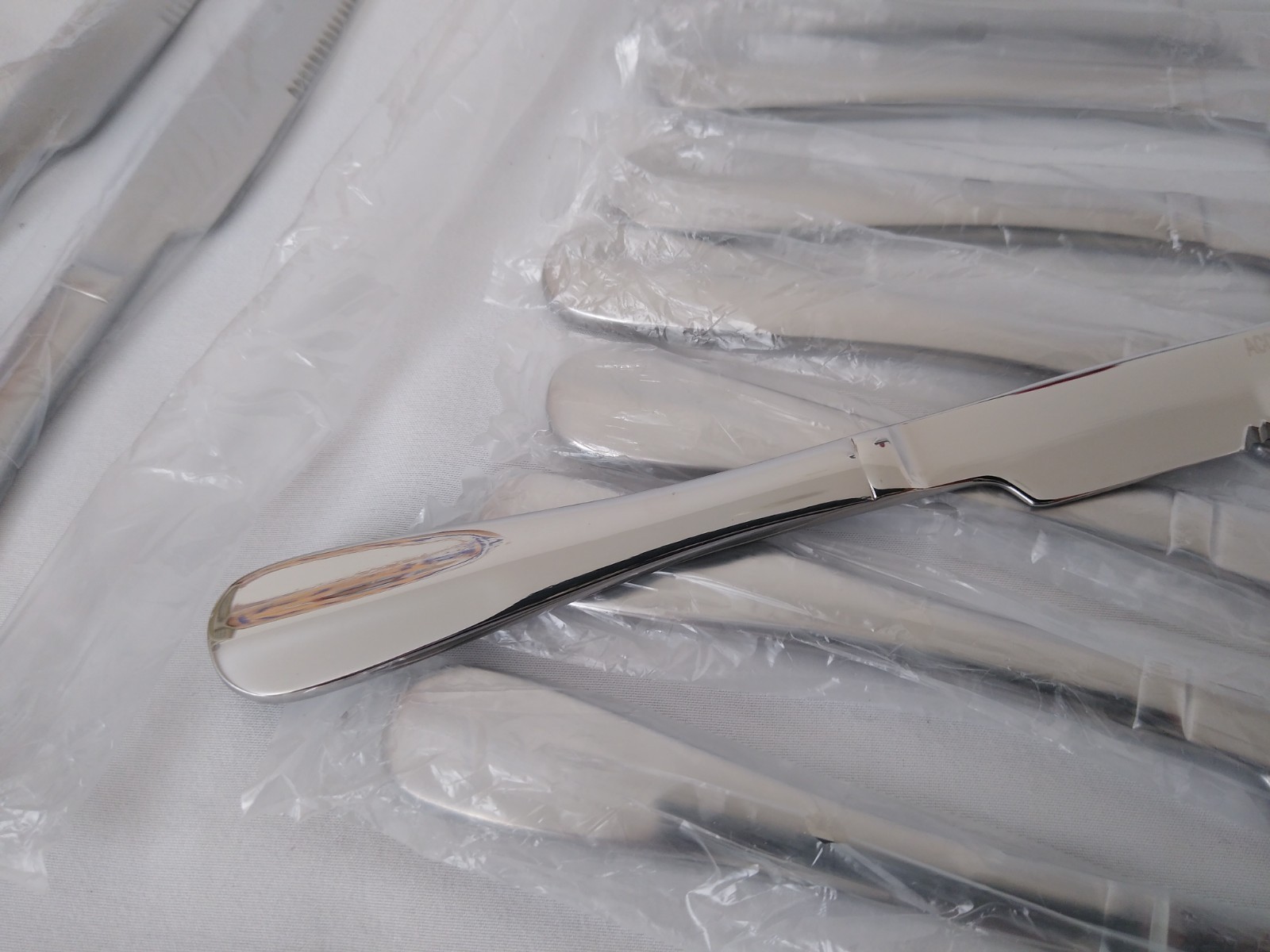 Acopa 18/0 Stainless Steel 9" Steak Knife 12 Pack Benson / Brigitte Flatware