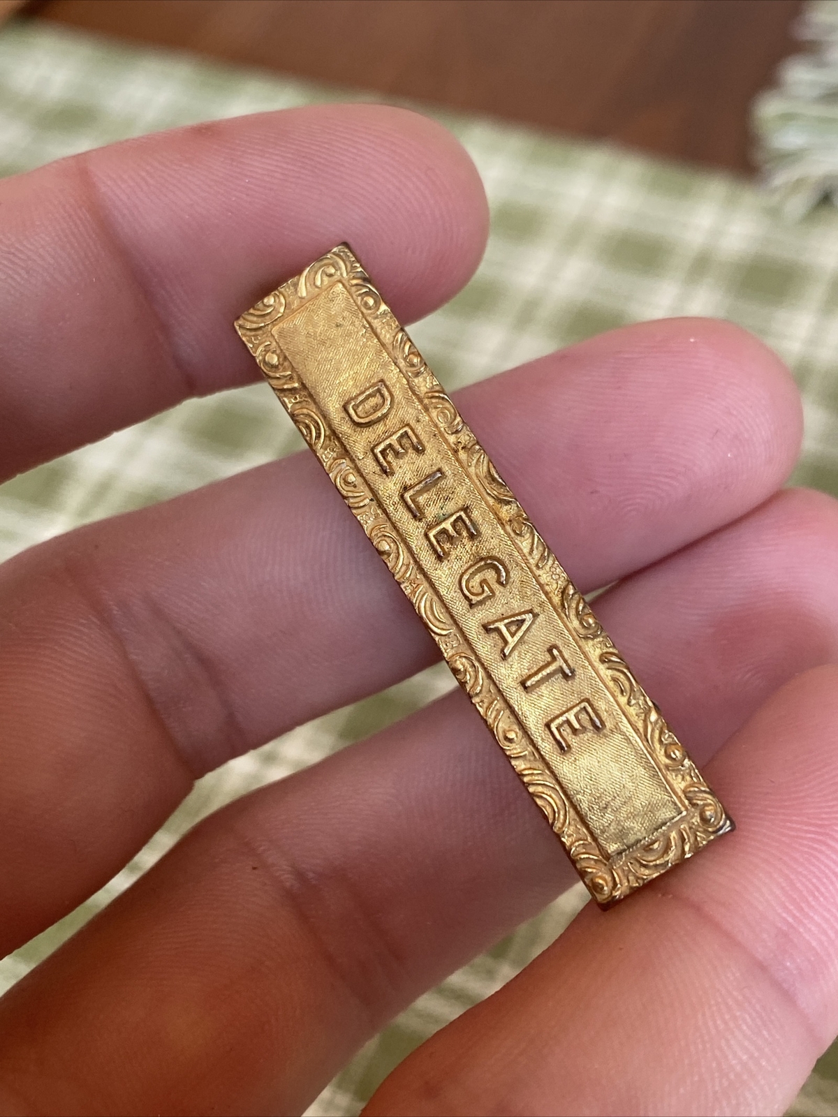 ANTIQUE ORNATE ARTCRAFT NYC GOLD TONE CONVENTION DELEGATE PIN BAR BADGE 1-3/4”