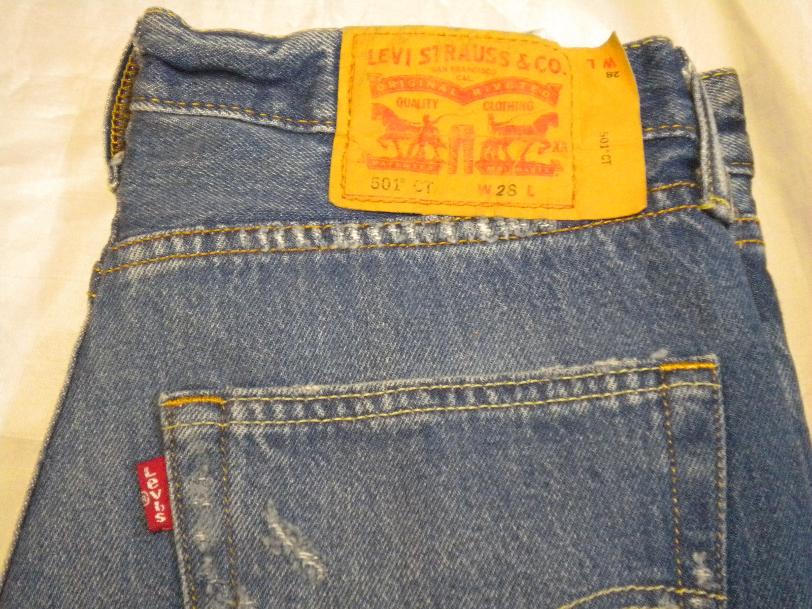Men's Levi's 501 Denim Distressed Shorts Button Down Cut Off Size 30