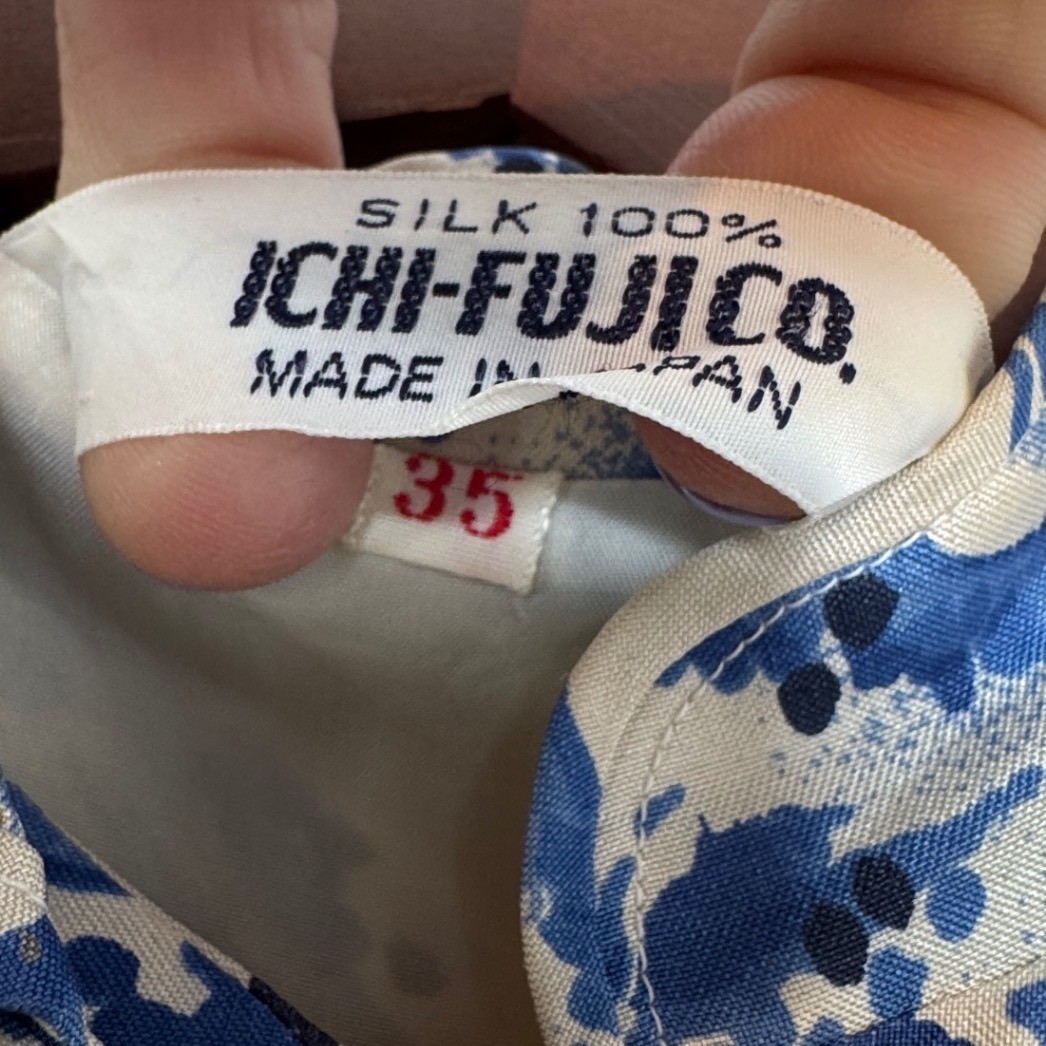 Vintage Blue & White Toile Asian Kimono Pure Silk Midi Dress Robe Frog Closures