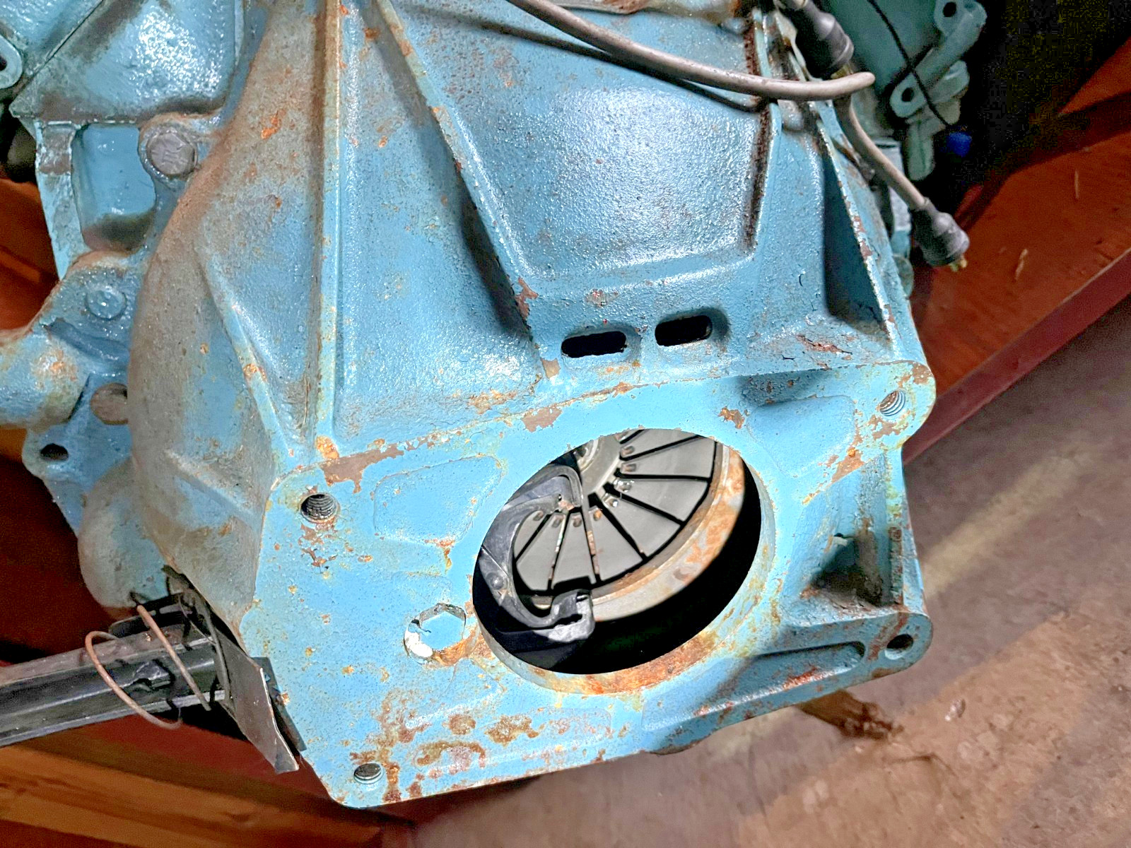 1957 1958 Oldsmobile J-2 Rocket 371 V8 Engine - Factory Tri-Power - TURNS OVER