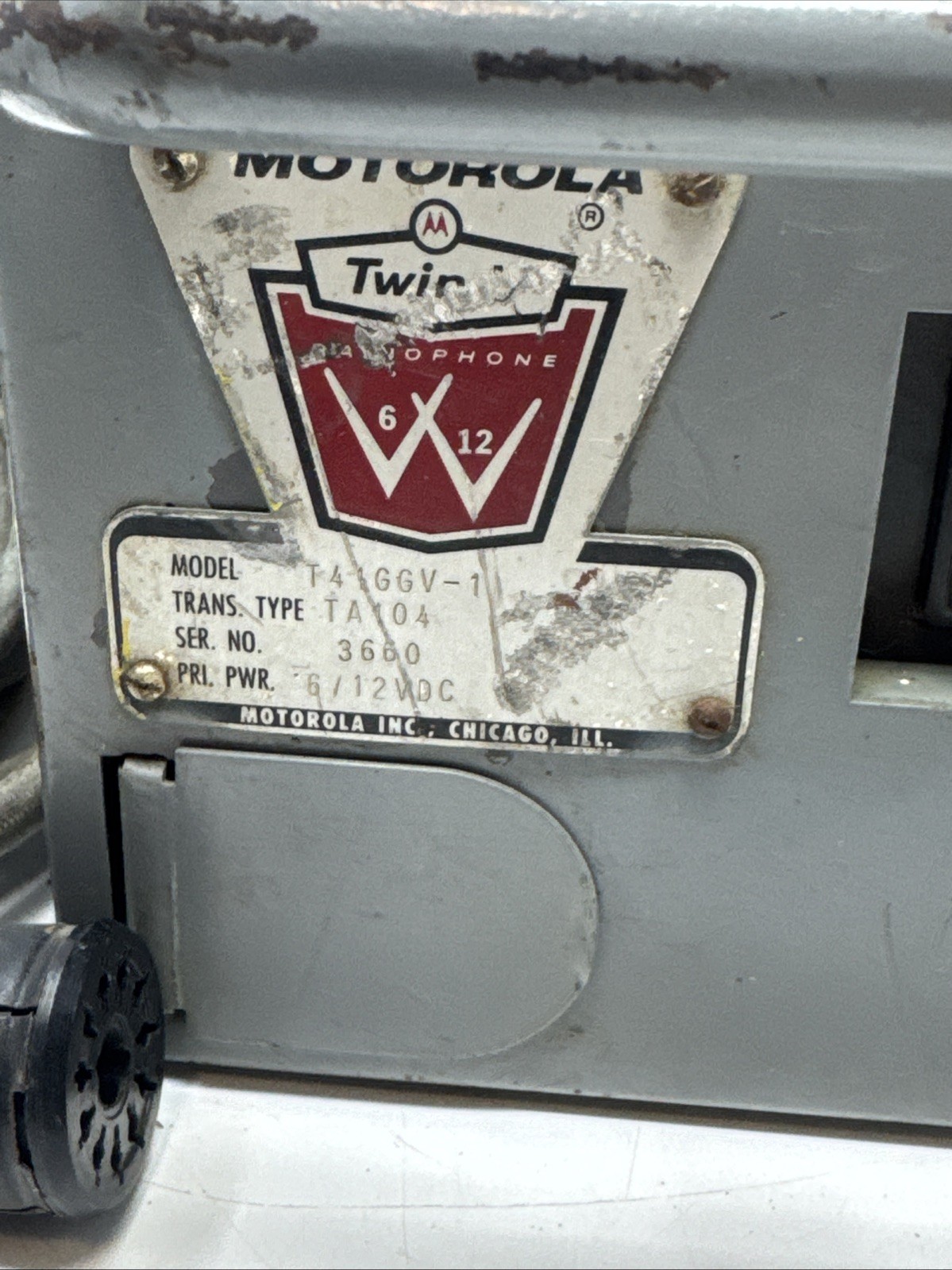 Twin V Motorola Transmitter Radio Model T41GGV-1 Type TA104 Very Rare Untested .