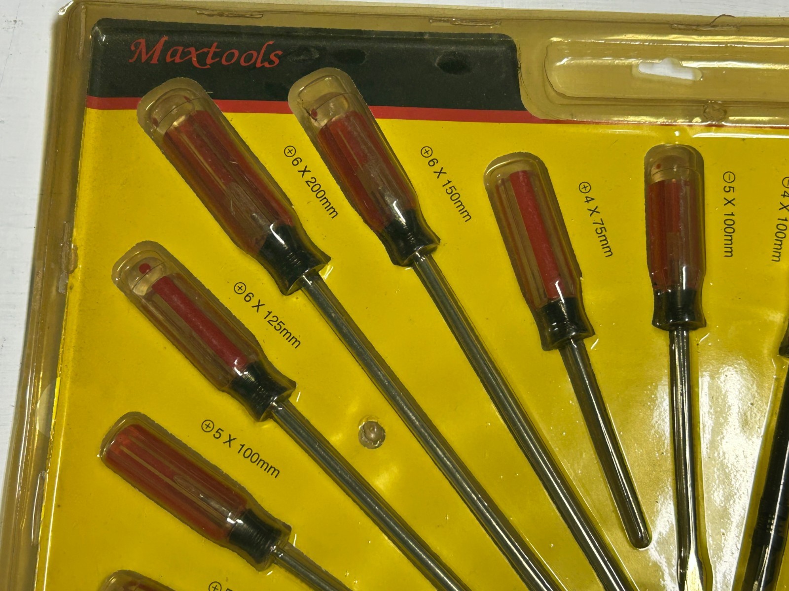 NEW 20-pc screwdriver set - Phillips and Straight head screwdrivers - hand tools
