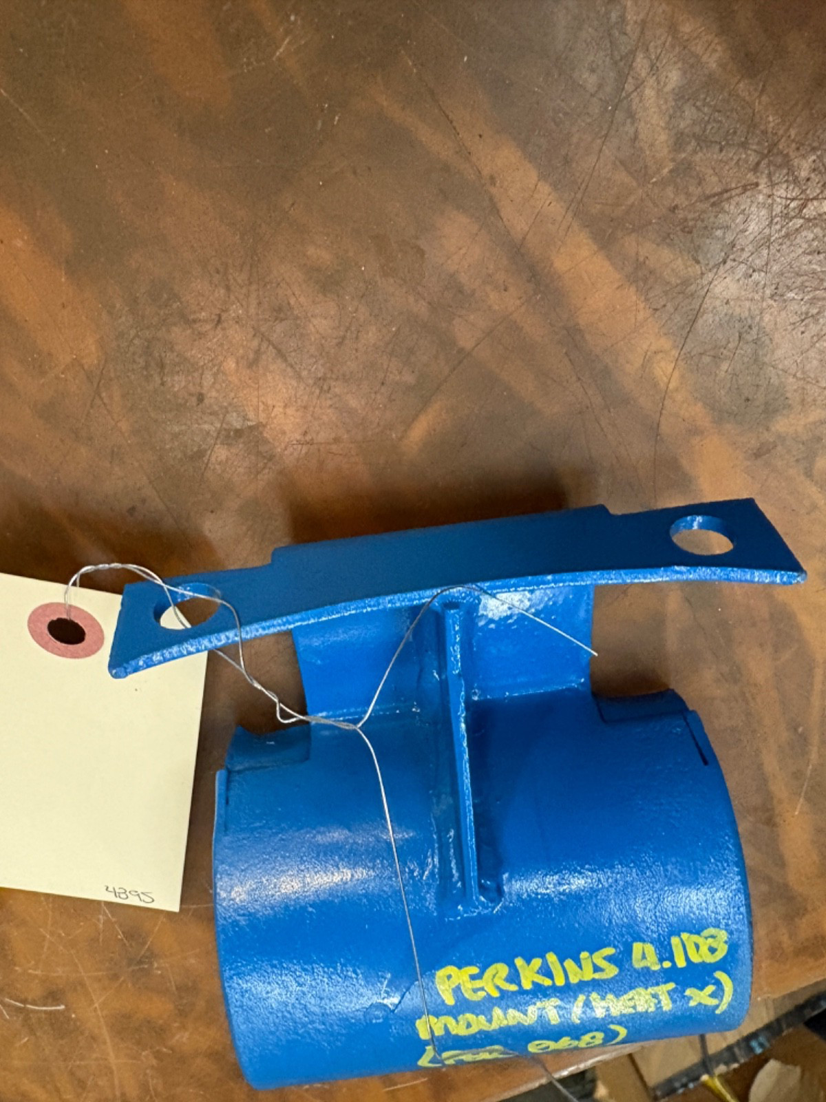 PERKINS 4.108 MARINE 4CYL ENGINE MOUNT FOR HEAT EXCHANGER