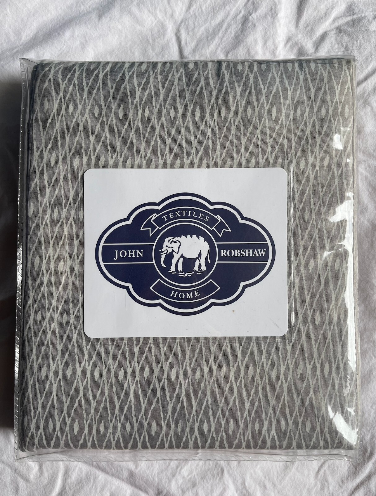 John Robshaw Nami Gray King Duvet - New with tags