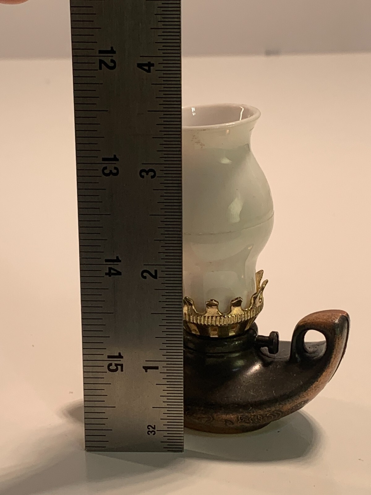 Vintage Die-Cast Pencil Sharpener Alibaba Style Aladdin Lamp t PSC3