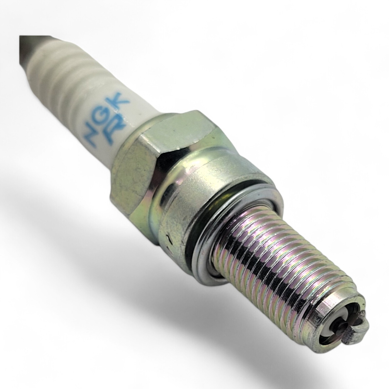 NGK 7784 CR8EB Spark Plug 415129403 92070-0001 8570084 10mm RG6YC 09482-00570