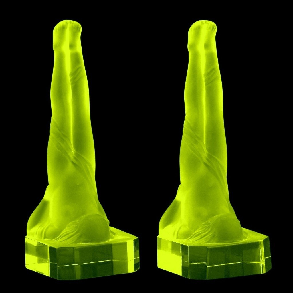 France Art Deco ' Bookends ' Vaseline Uranium Glass Sculpture 1930' H.Hoffmann
