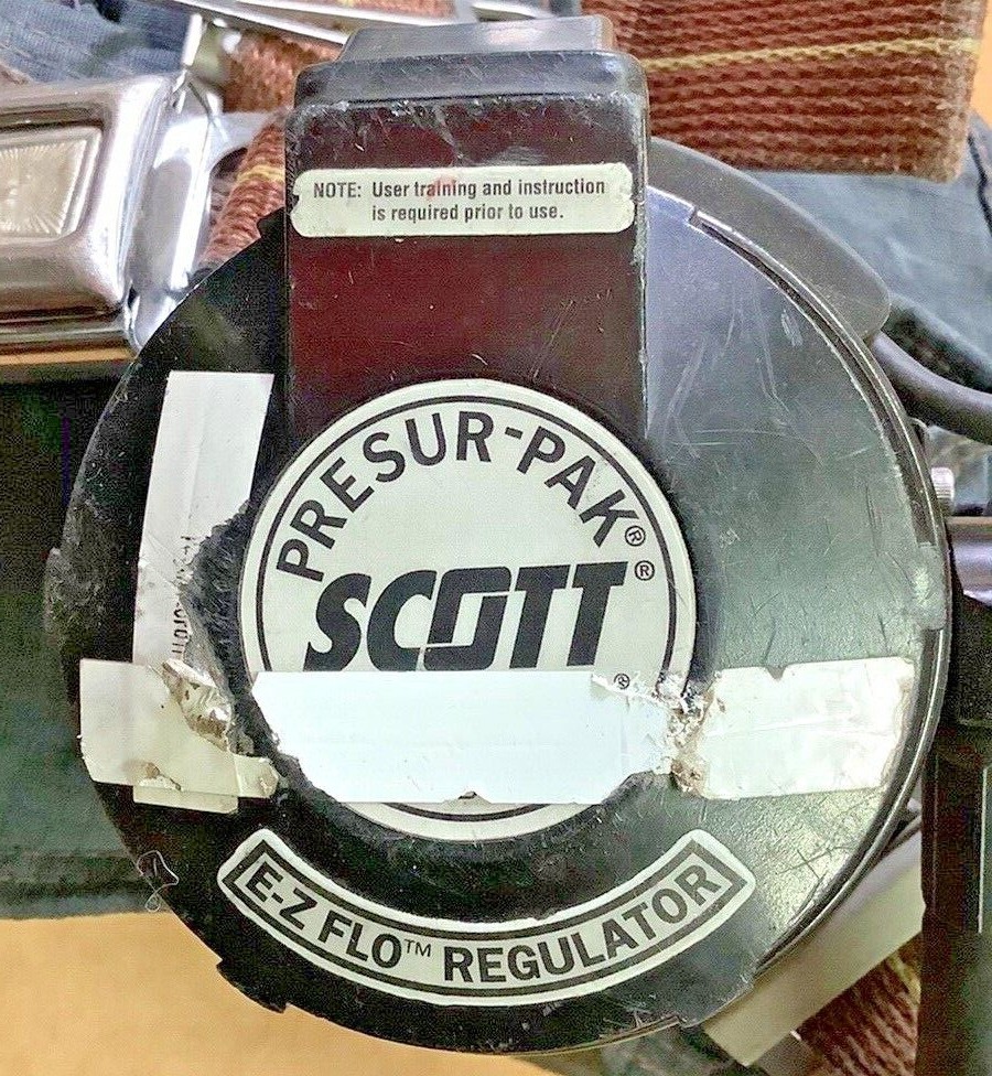 Scott 4.5 SCBA Harness with PresurPak, EZ Flo Regulator & Air Supply Firefighter
