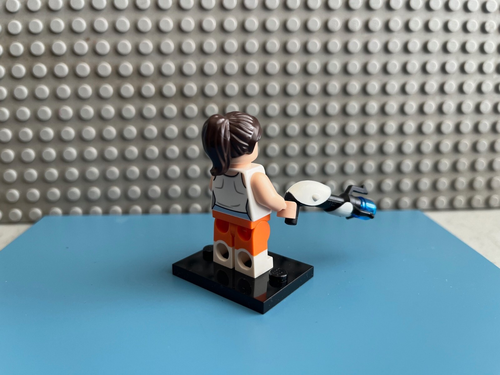 LEGO Dimensions Portal 2 71203 Chell Minifigure NEW