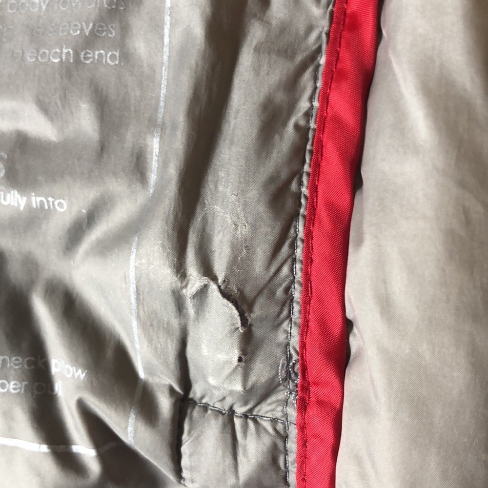 Tumi Packable Puffer Down Jacket Walt Disney Productions Silver