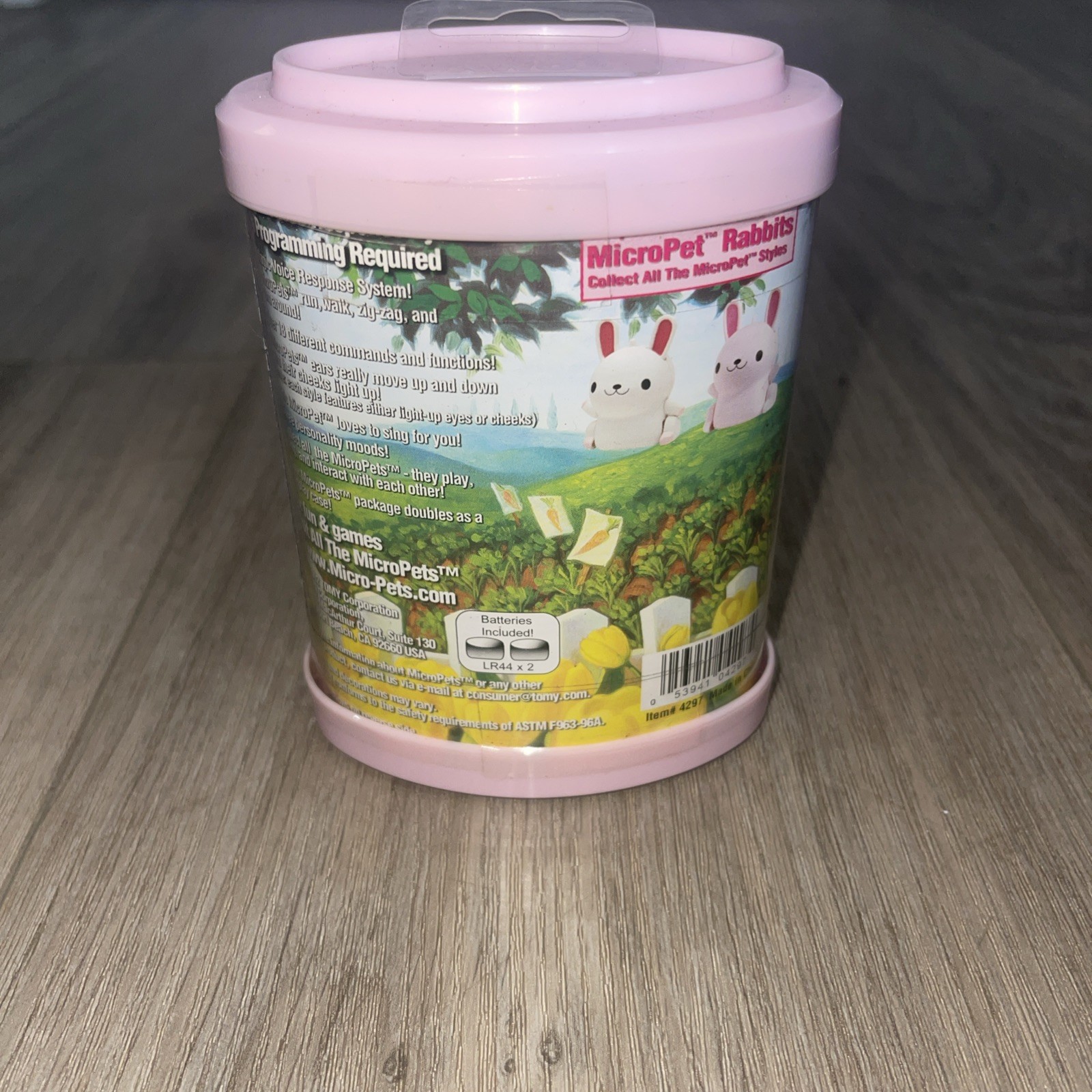 2002 Tomy MicroPets Limited Edition Collectibles 4297 White Rabbit UNOPENED