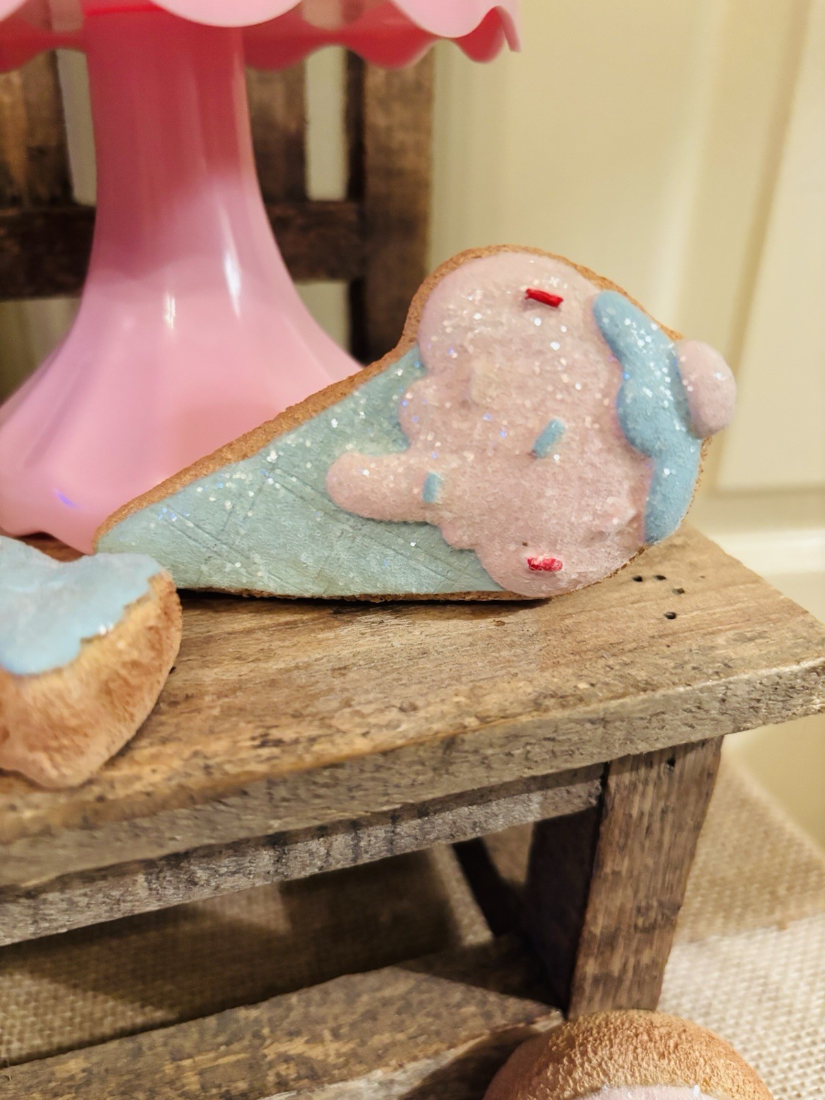 New Pastel Iced Gingerbread Cookie Set