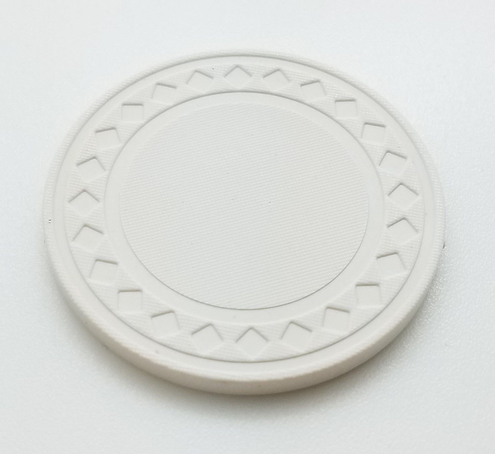 Poker Chips (25) White Diamond 8.5 g Clay Composite
