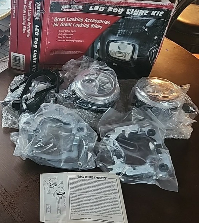 NEW Show Chrome Fog Light/Daytime Running Lights - GL1800 #52-802 #TR2