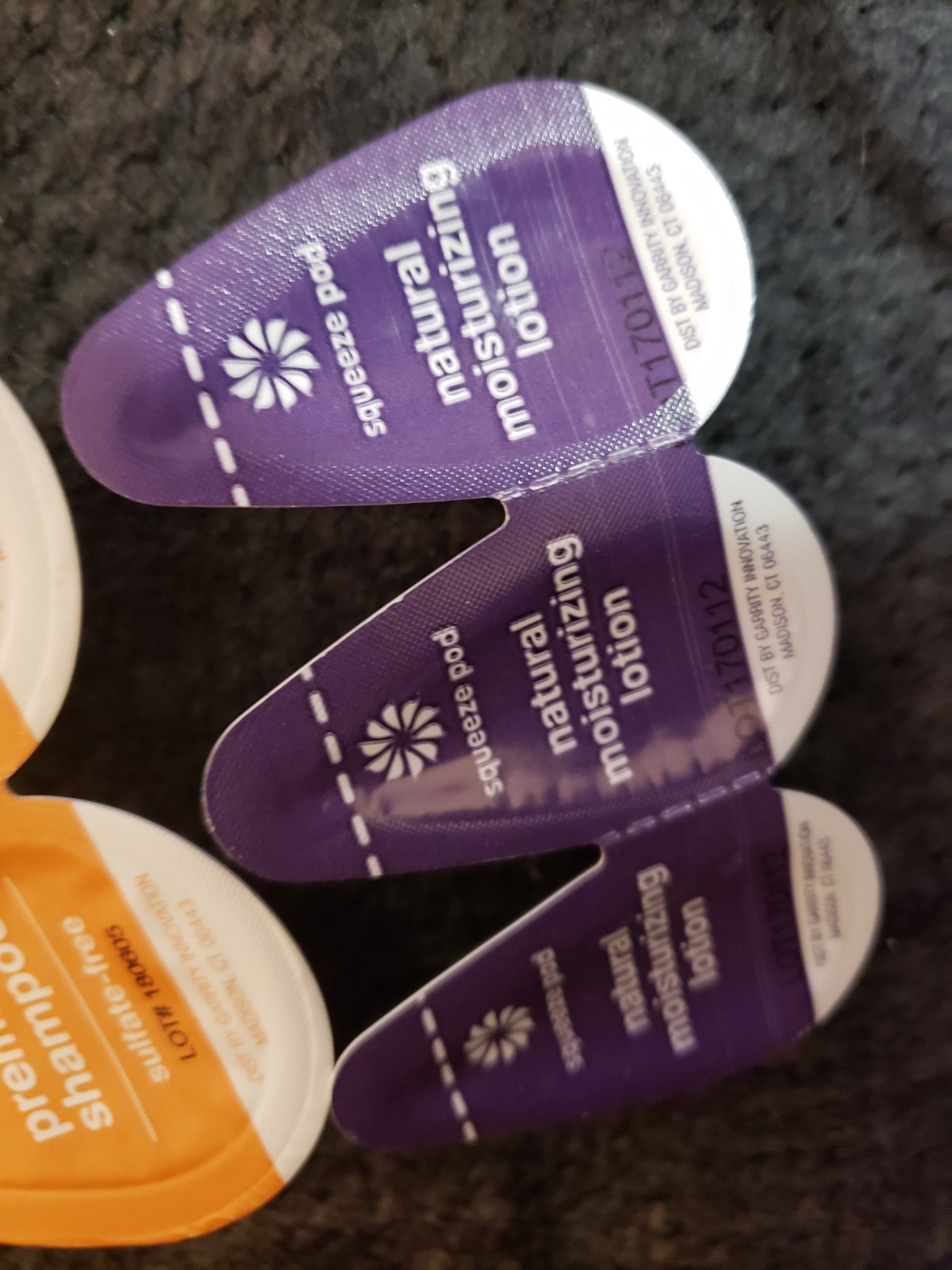 New Squeeze Pod Variety 15 PODS shampoo, conditioner, face cleanser, body wash