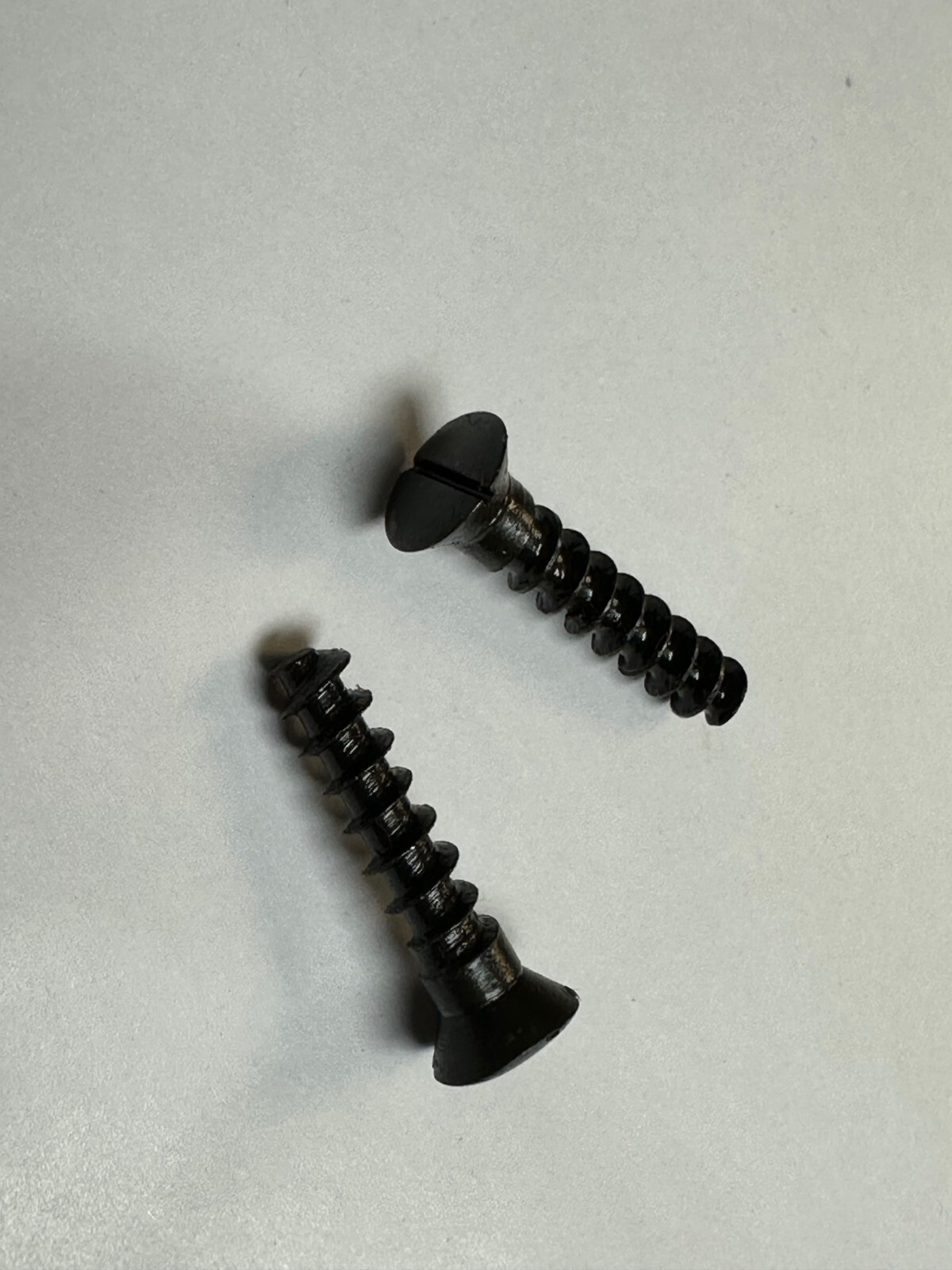MAUSER 98K BUT PLATE SCREWS SET OF 2 PIECES.