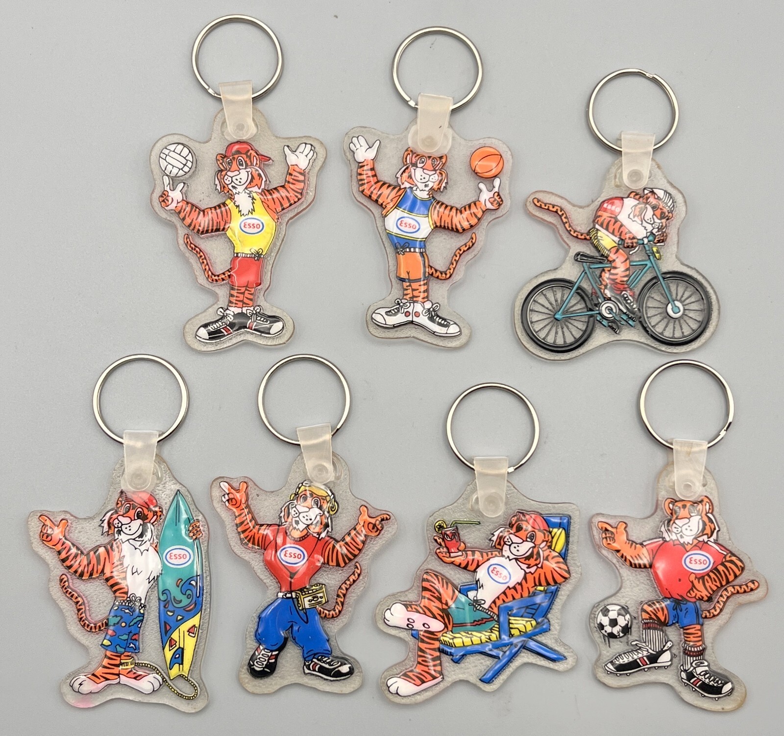 ESSO OIL & GAS PROMO TIGER KEYCHAIN KEYRING LOT of 7 - 2.5" TALL VINTAGE 1980's