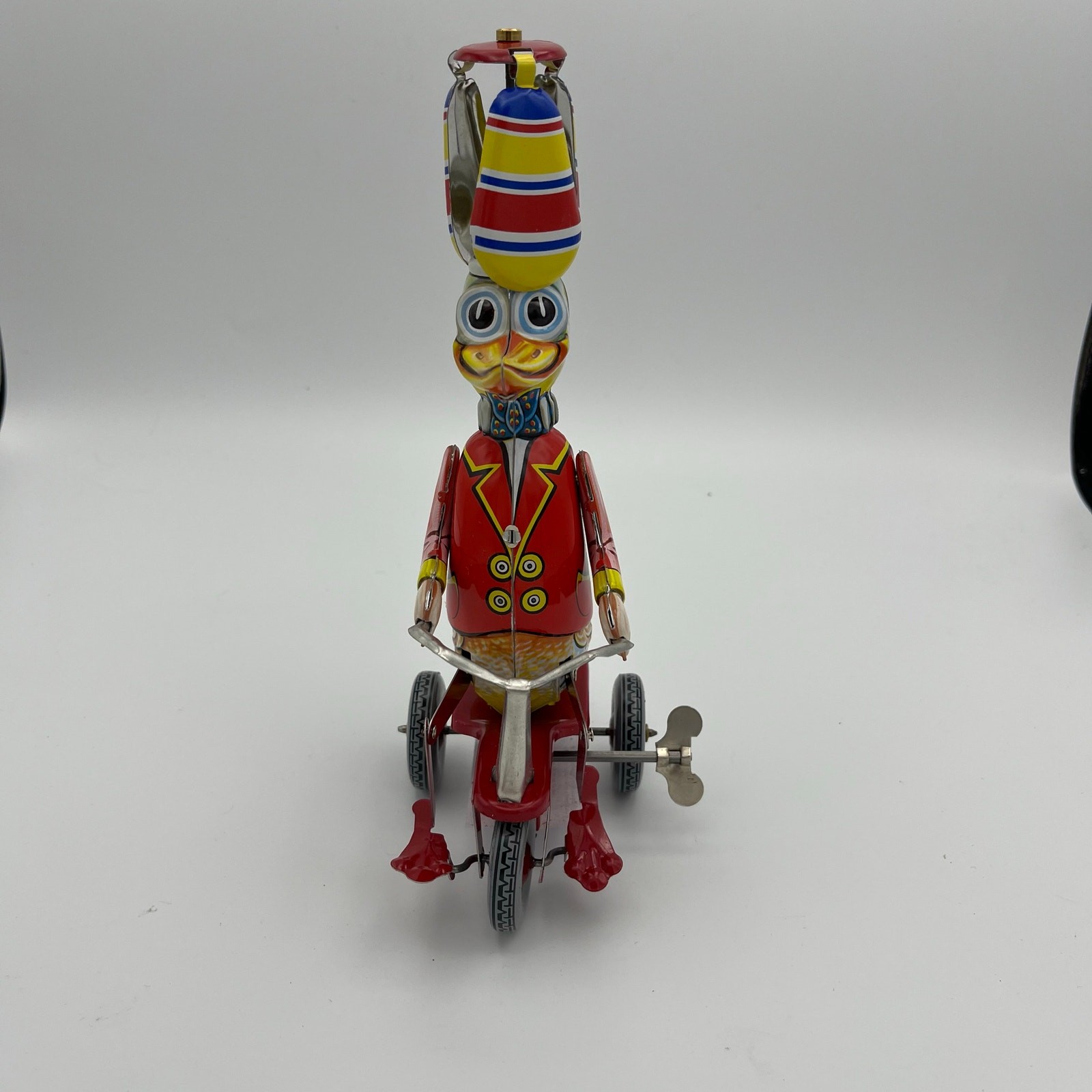 German Fahrende Ente Nurnberger Tin Toys Duck Riding Tricycle NR 284B