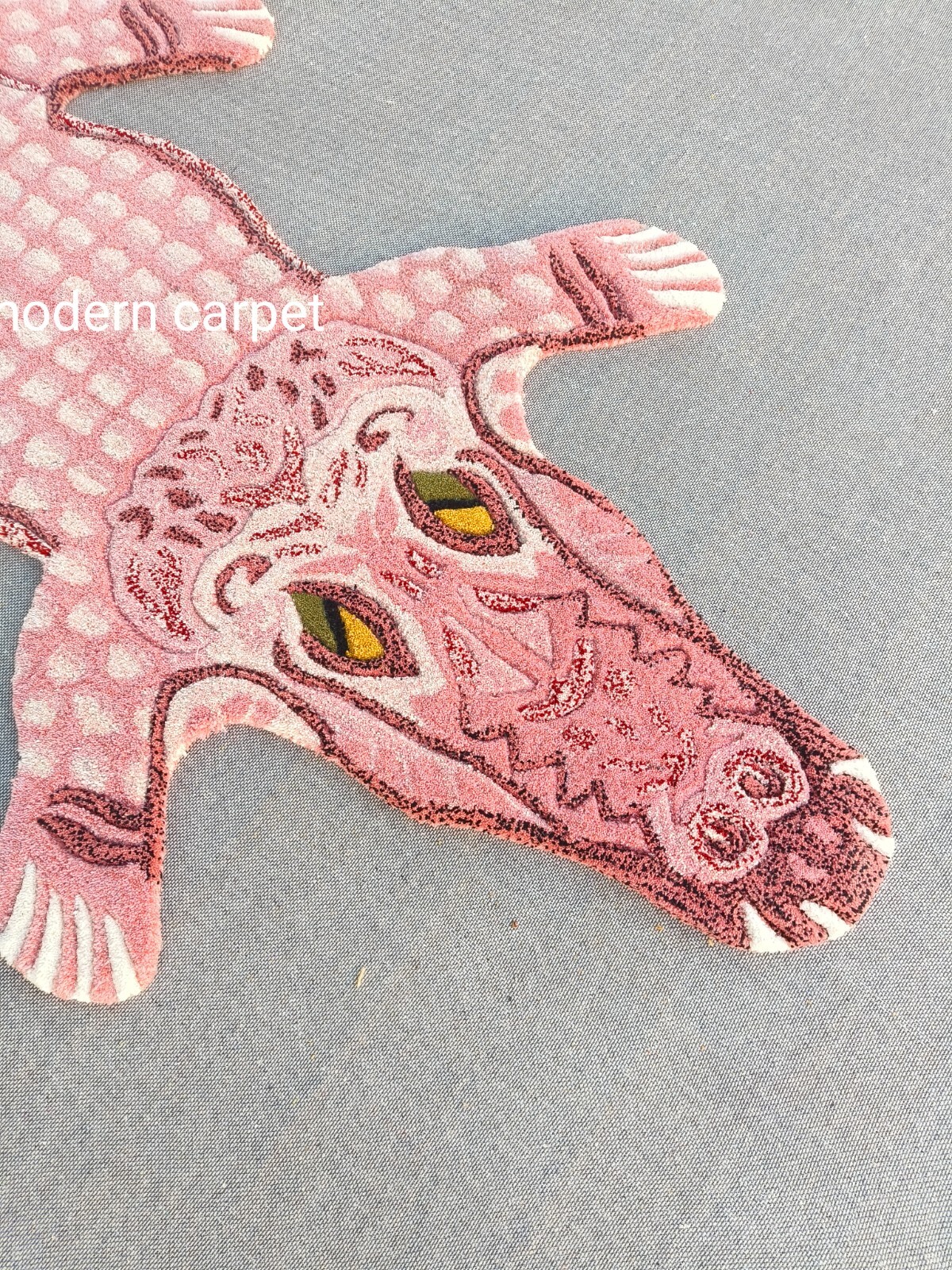 Crocodile Rugs 2x4 Feet Handmade 100% Woolen Hand Tufted For Home Decoration