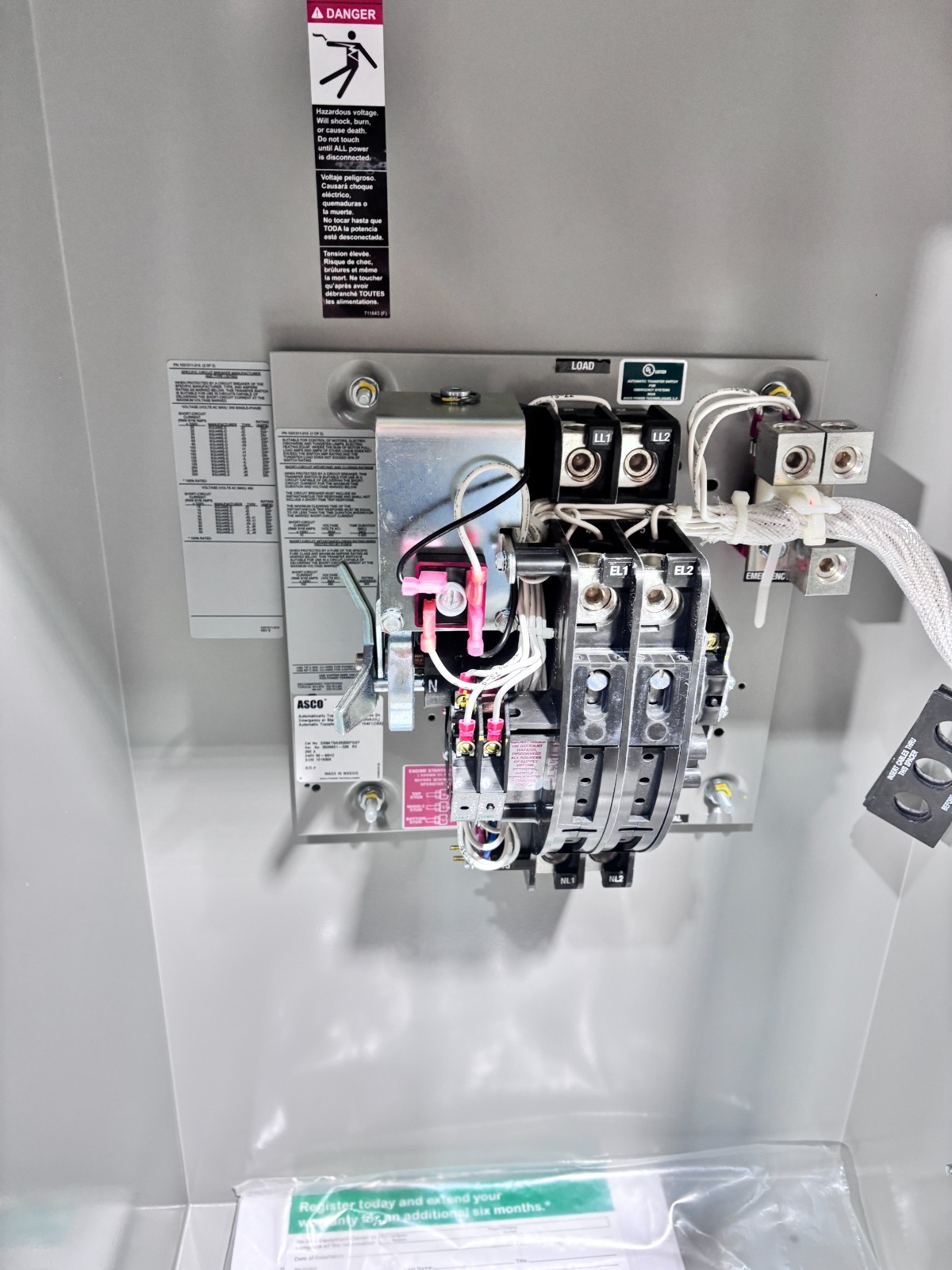 NIB - Automatic Transfer SwitchAsco 300 Series D03ATSA20200FGXF 200A 1ph 2 Pole