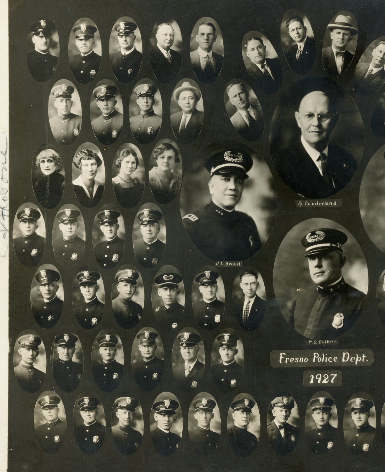 1927 FRESNO POLICE DEPT. Group, Real Photo, by Parks. Shows Women & Detectives