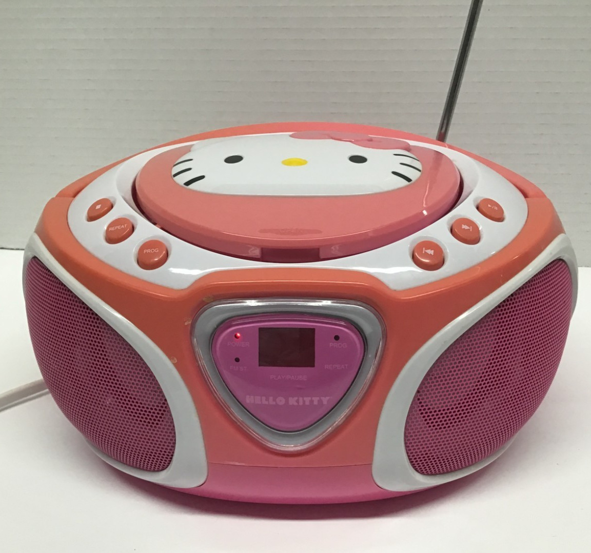 Hello Kitty CD Player Boombox AM FM Radio