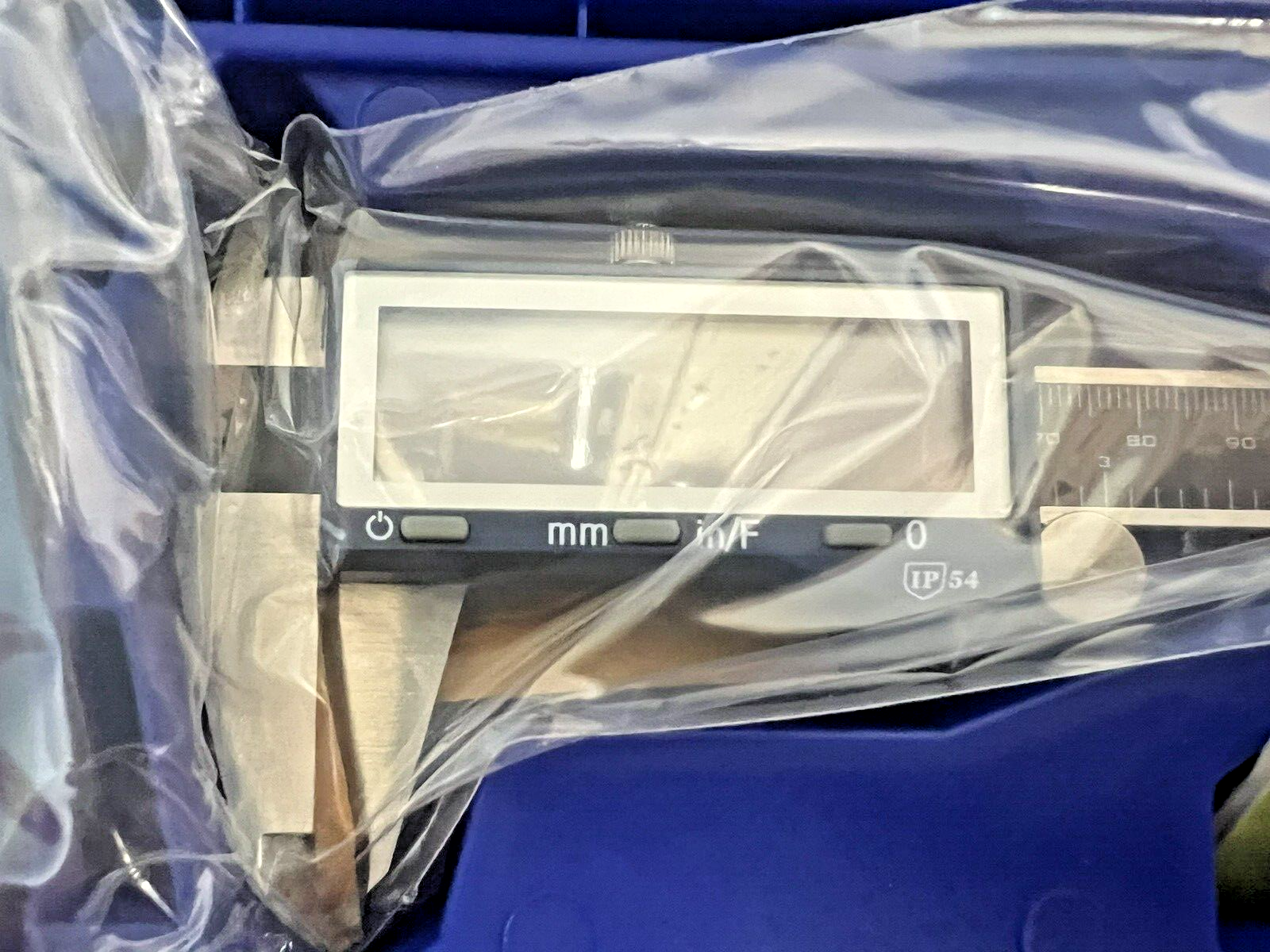 NEW Fowler 54-103-006-0 Electronic Caliper 0-6"/150mm Range, .0005"/0.01mm