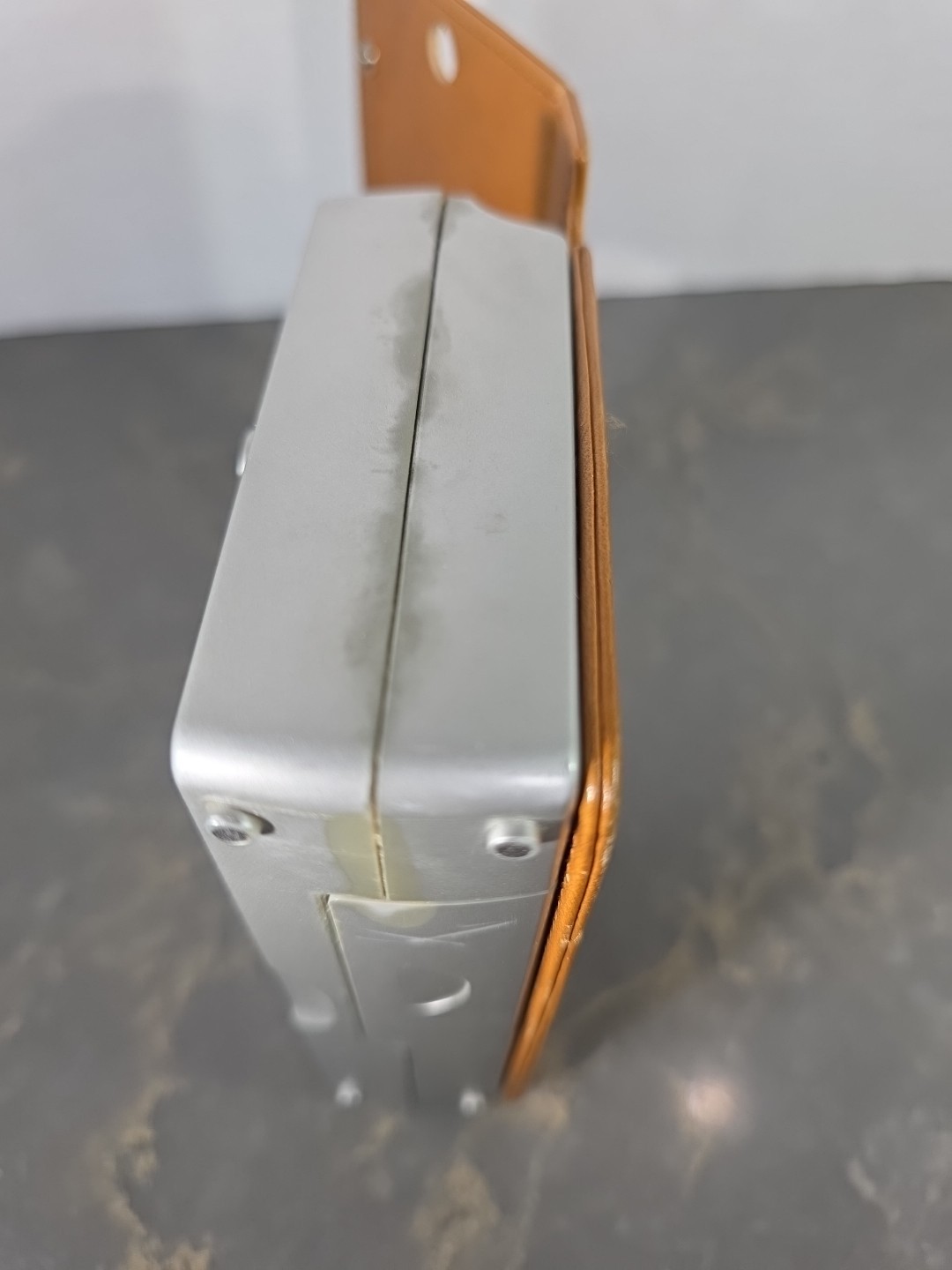 Grundig G-2000A World Band Radio with Leather Case By F.A. PORSCHE Tested