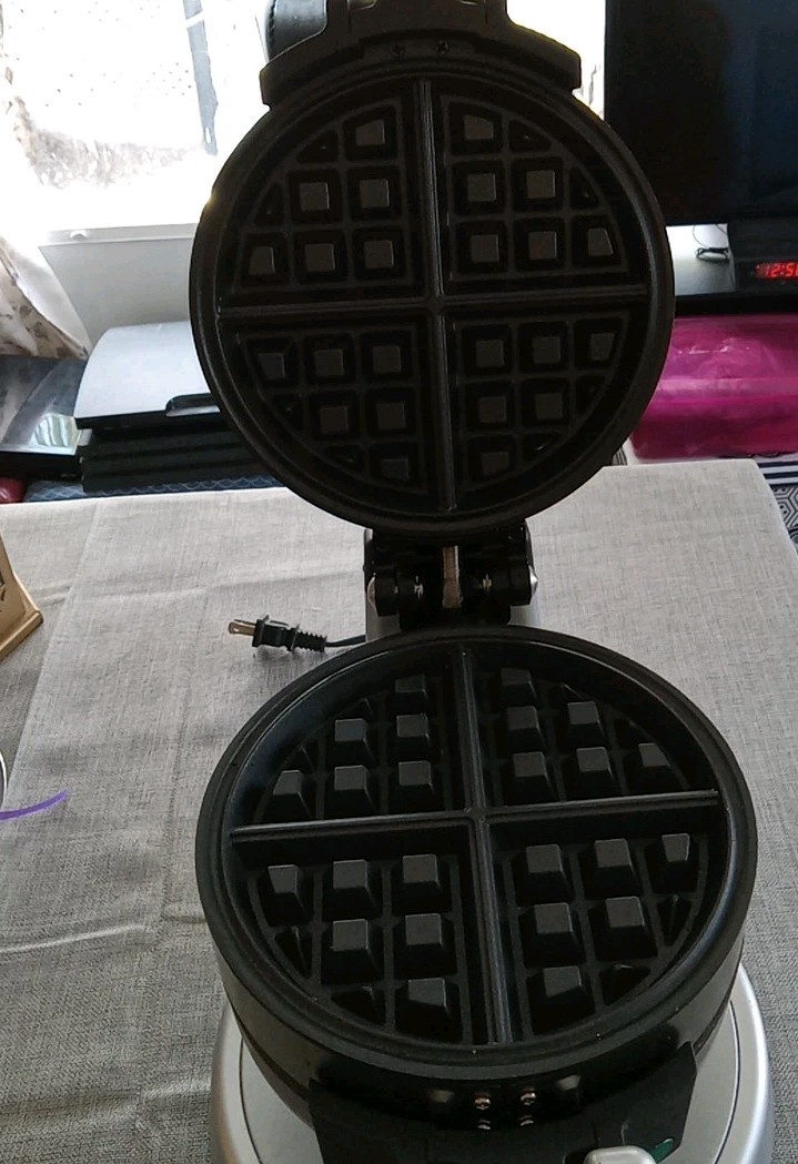 Cuisinart Double Belgian Waffle Maker WAF-F20 Series