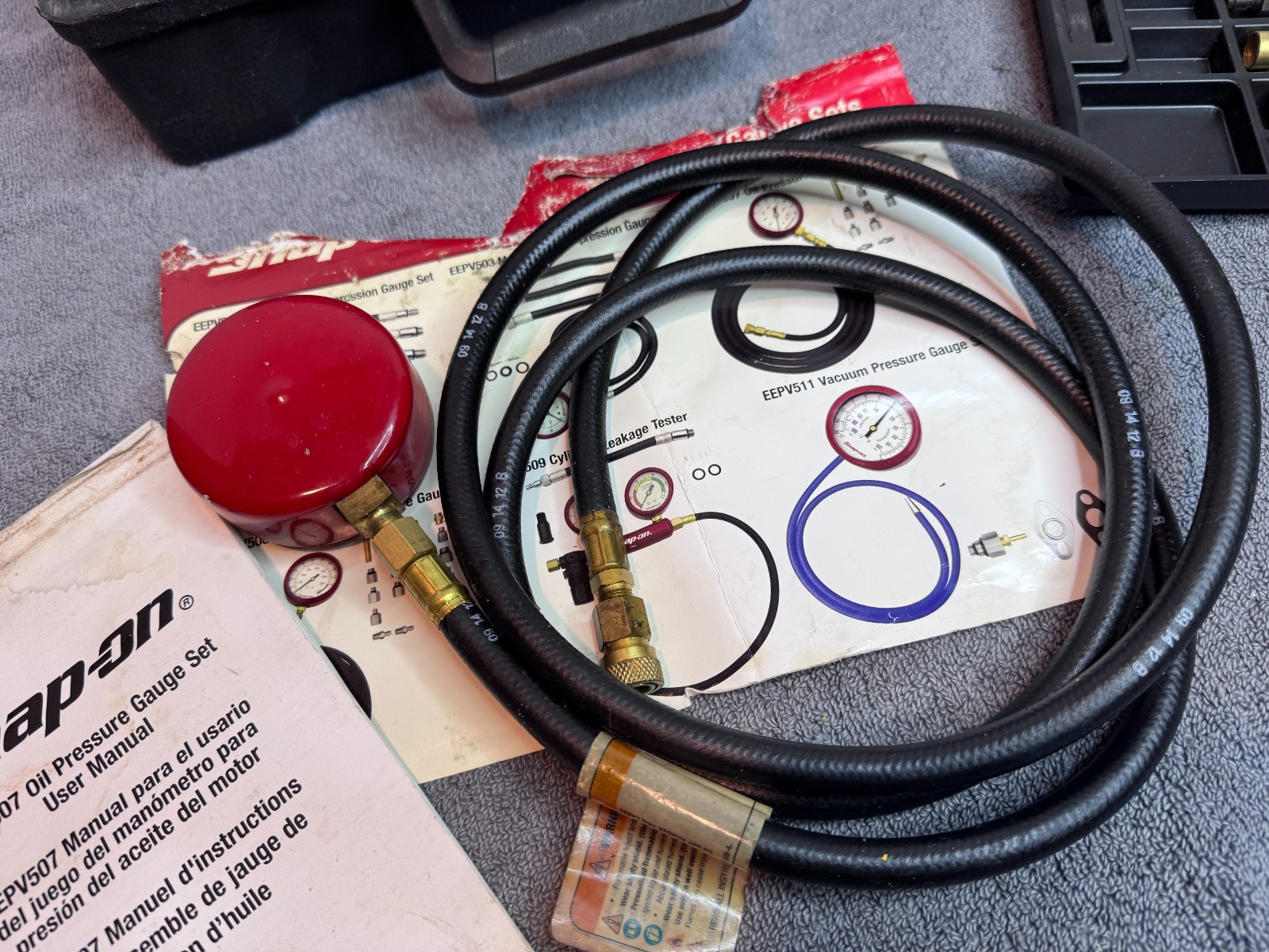 Used Snap-on EEPV507 Oil Pressure Gauge Set with Free Shipping