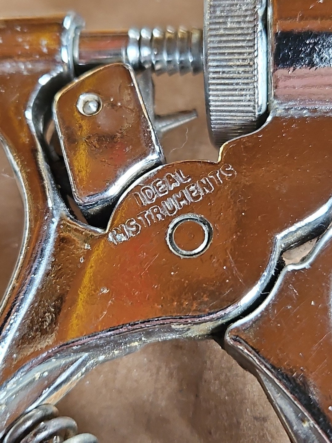 Ideal Instrument 50 cc Mega Shot Pistol Grip Livestock Syringe Pre-Owned