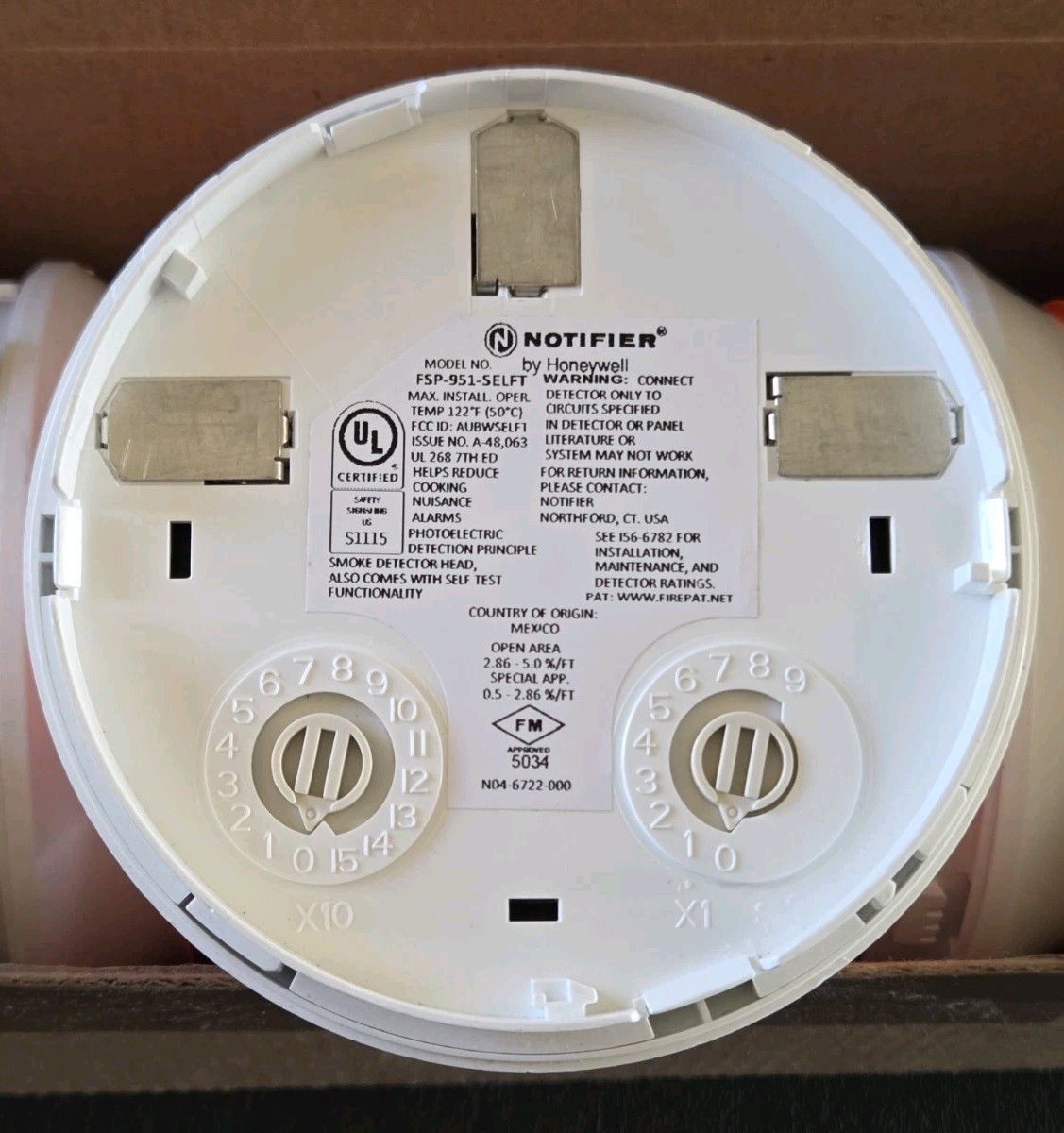 NOTIFIER FSP-951-SELFT INTELLIGENT SELF-TESTING SMOKE DETECTOR - NEW - 10 AVAIL.