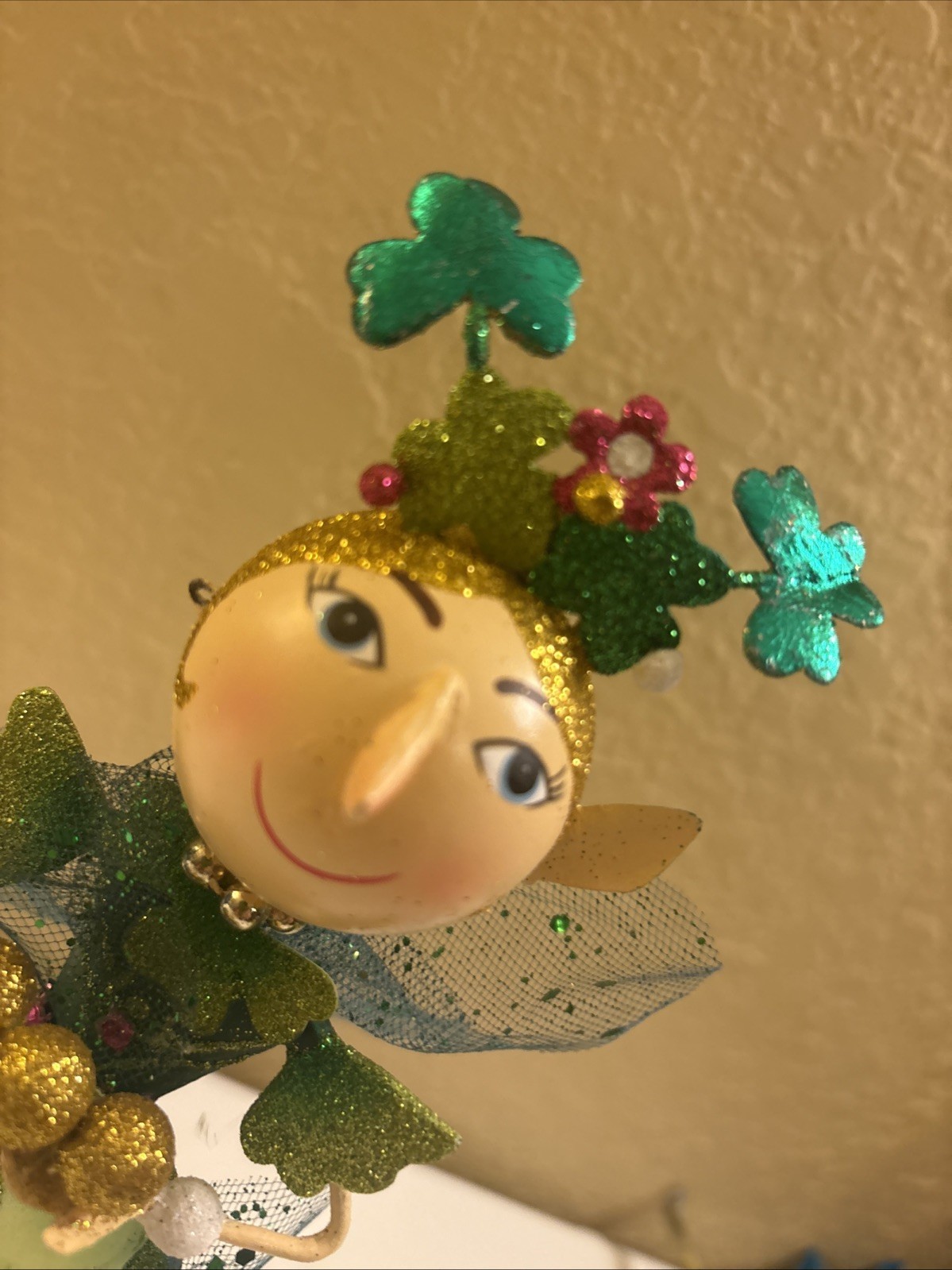 Pier 1 One Rare Celtic St. Patrick's Day Fairy Glitter Metal 11.5" Damage (a80