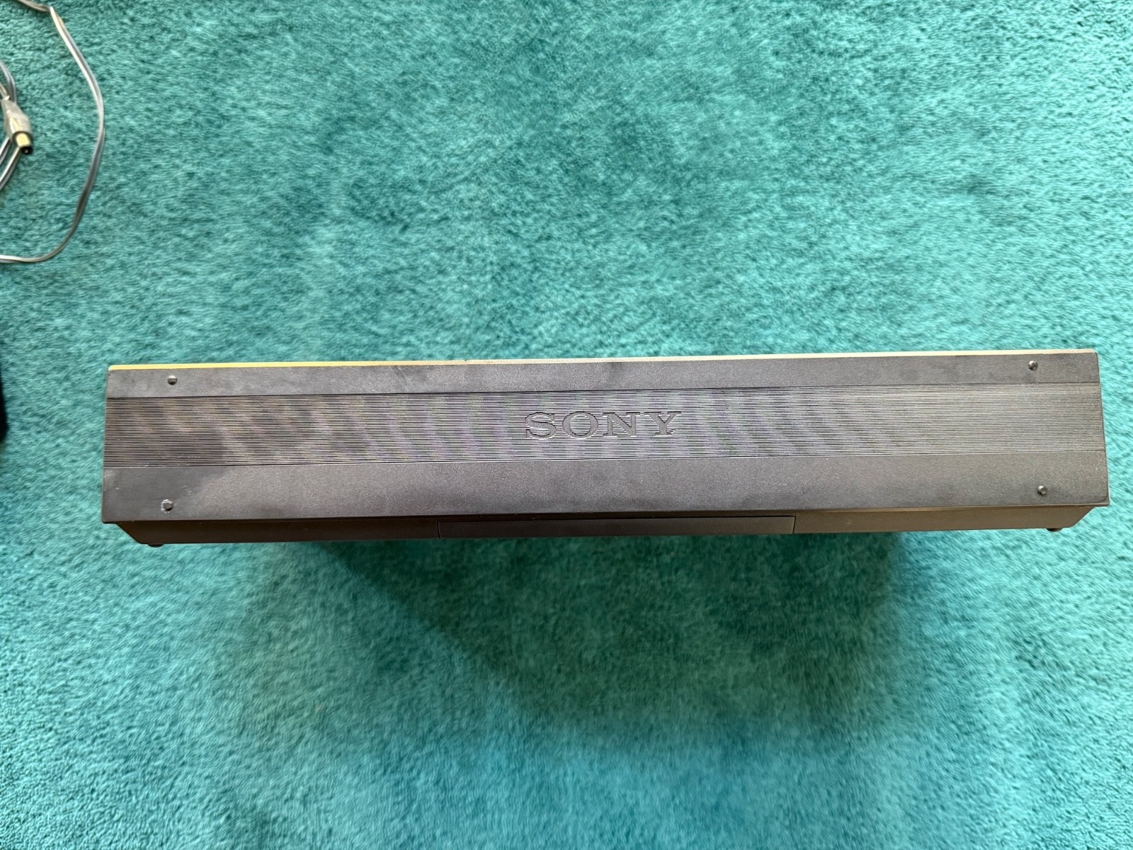 Sony ICF-2010 Radio for Parts / Not Working