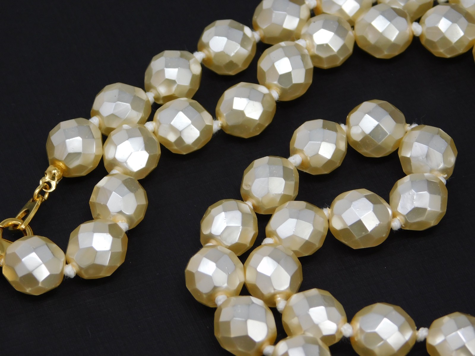 Vintage JOAN RIVERS Cream Hand Knotted Faceted Faux Pearl Glass Bead Necklace