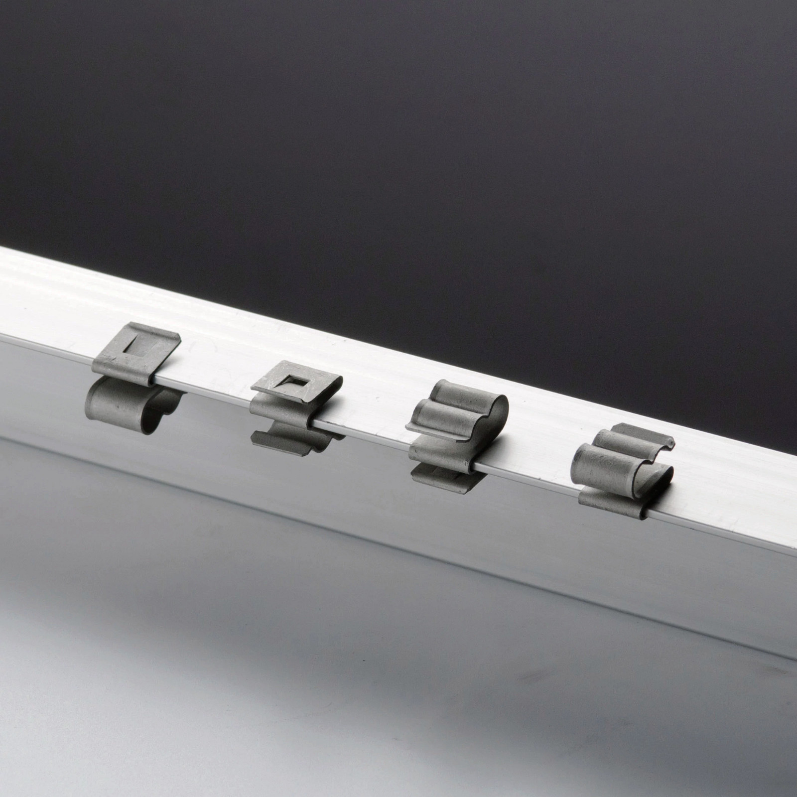 25pcs CADDY ERICO SCSOL1A Solar Panel 2-Cable/Wire Managment Clips Snap Retainer