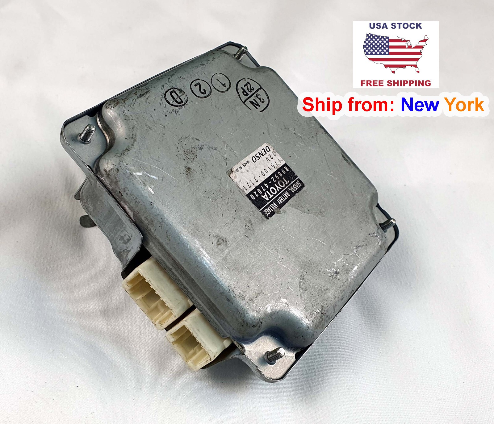 Toyota Prius Hybrid 2010-2015 Bettery Voltage Sensor Control module 89892-47020