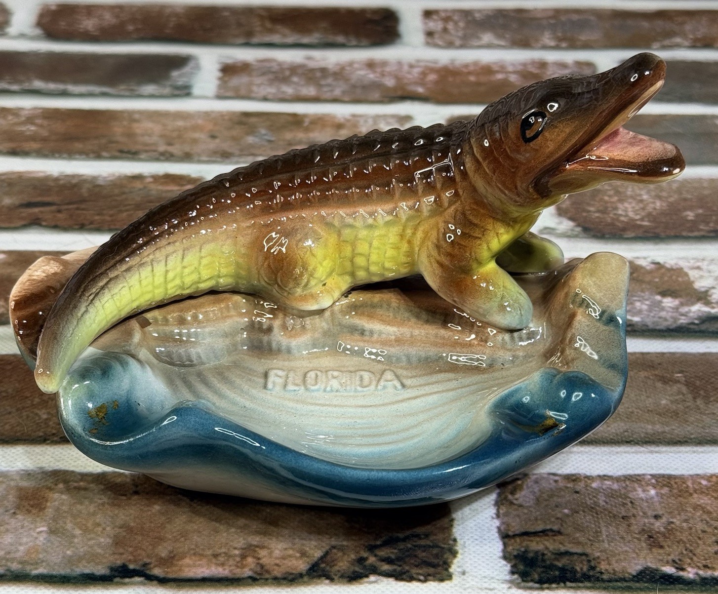 Vintage Florida Souvenir Ashtray Trinket Alligator Ceramic Hand Painted
