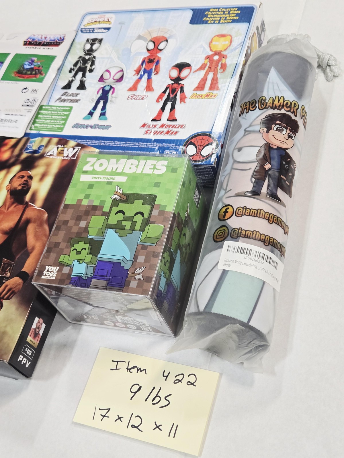 Mixed Toy Lot Batman Marvel Spidey LEGO Star Wars WWE AEW Minecraft New Figures